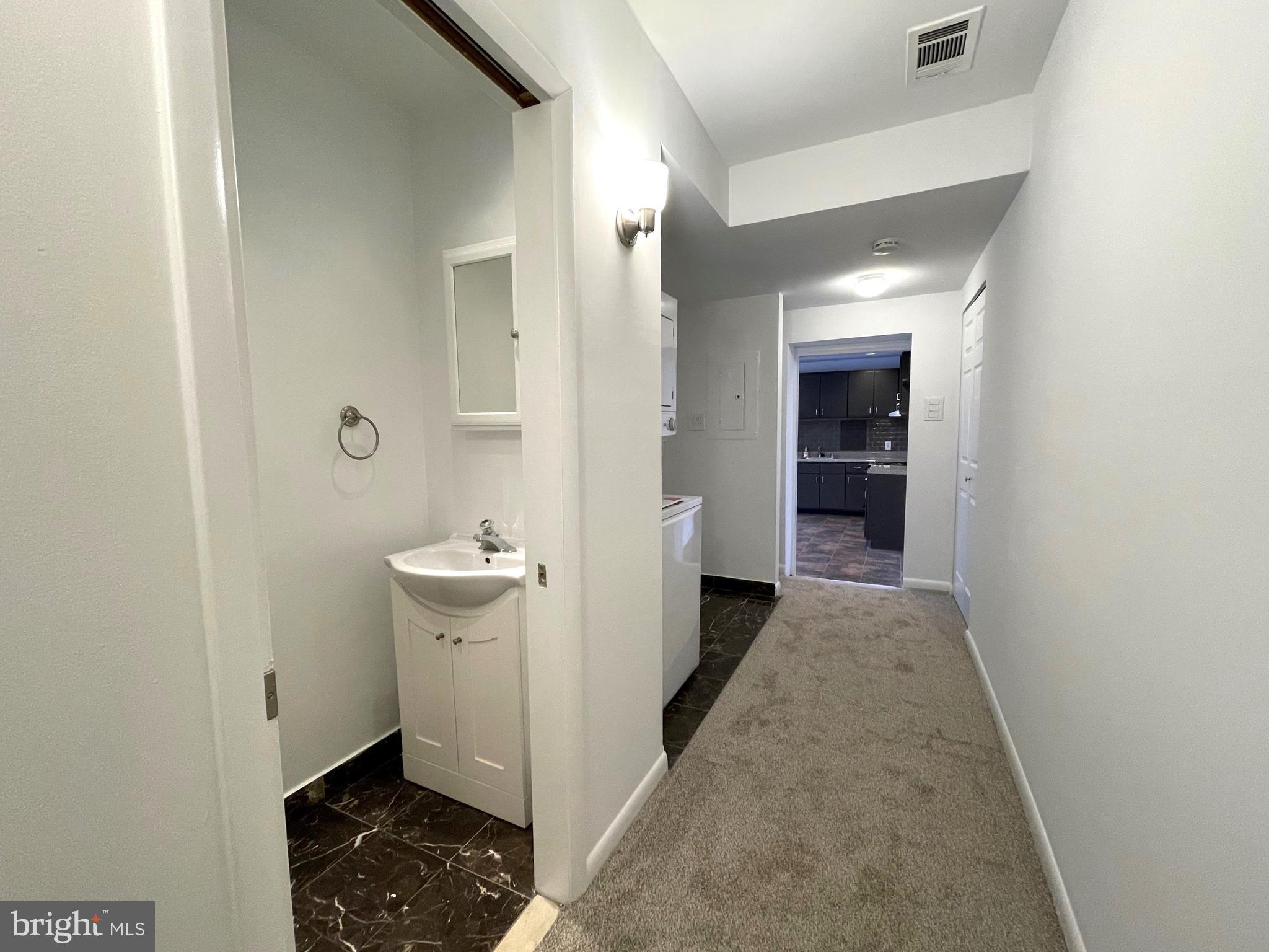 FEDERAL HILL HISTORIC DISTRICT - Residential Lease