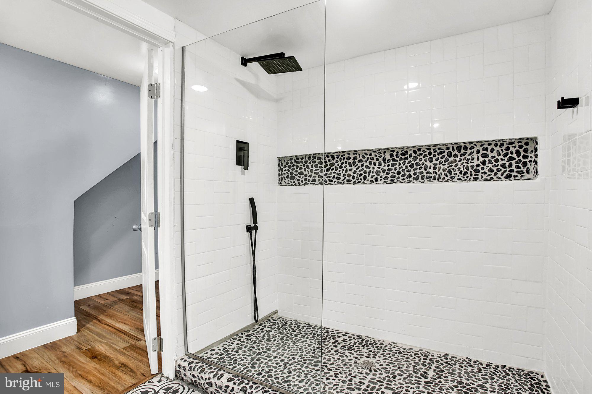 NICETOWN-TIOGA - Residential Income