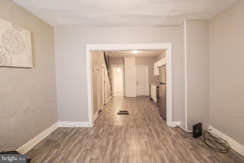 Photo of 320 Wallace Street, YORK, PA 17403 (MLS # PAYK2090146)