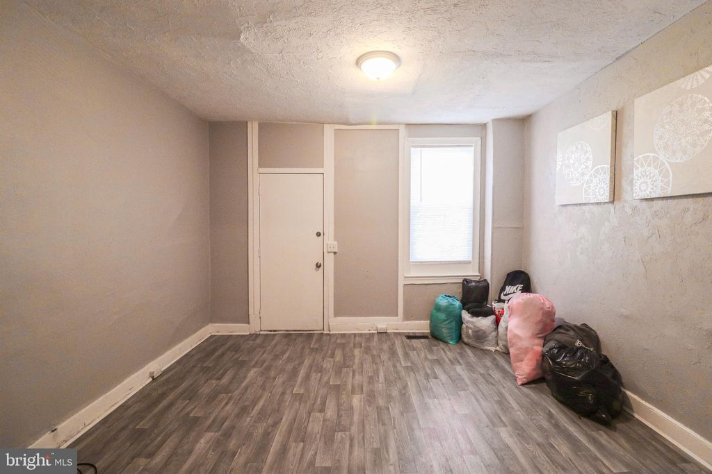 Photo of 320 Wallace Street, YORK, PA 17403 (MLS # PAYK2090146)