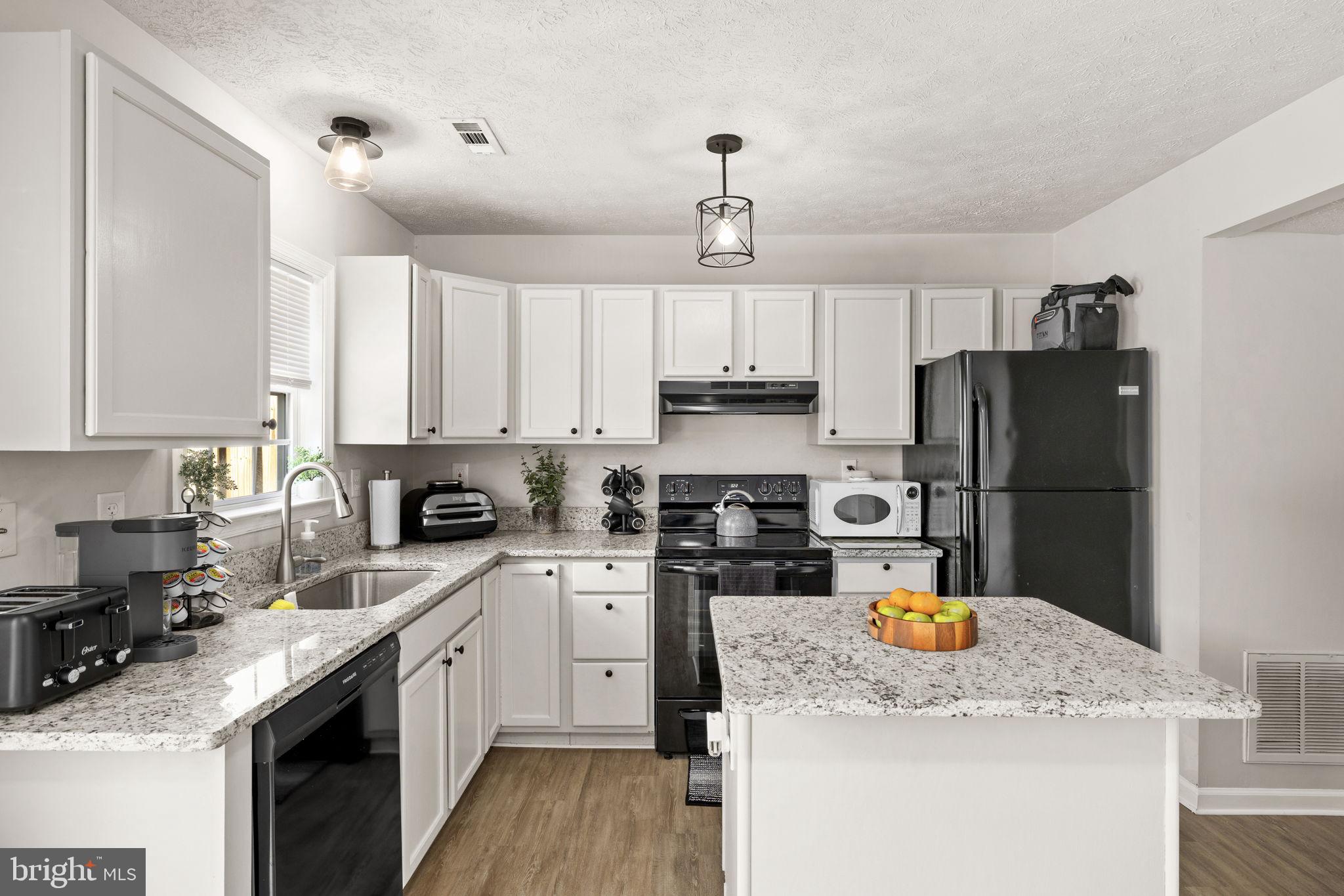 TIDEWATER PLAINS - Residential