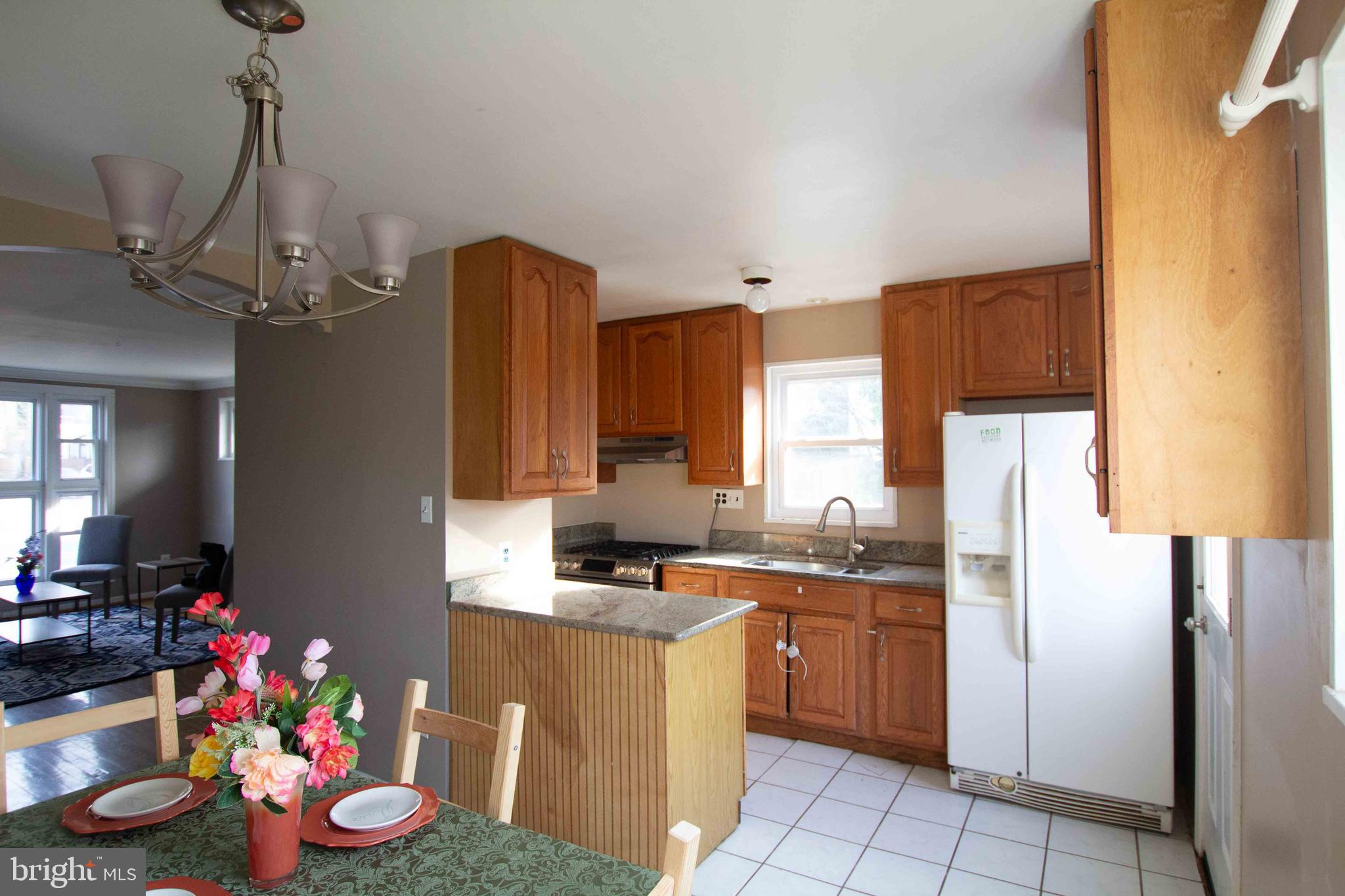 BUCKNELL MANOR - Residential