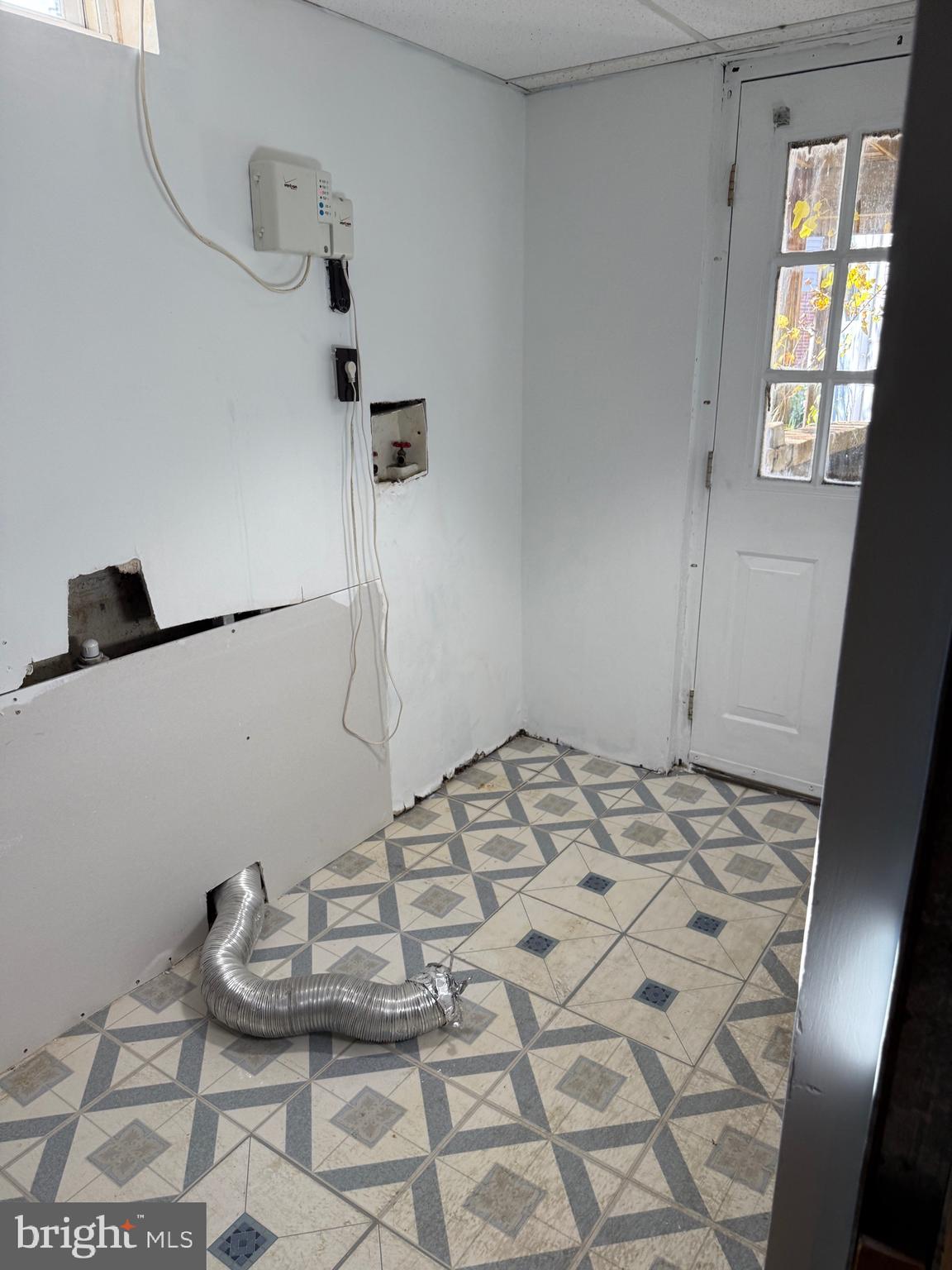 BUCKNELL MANOR - Residential