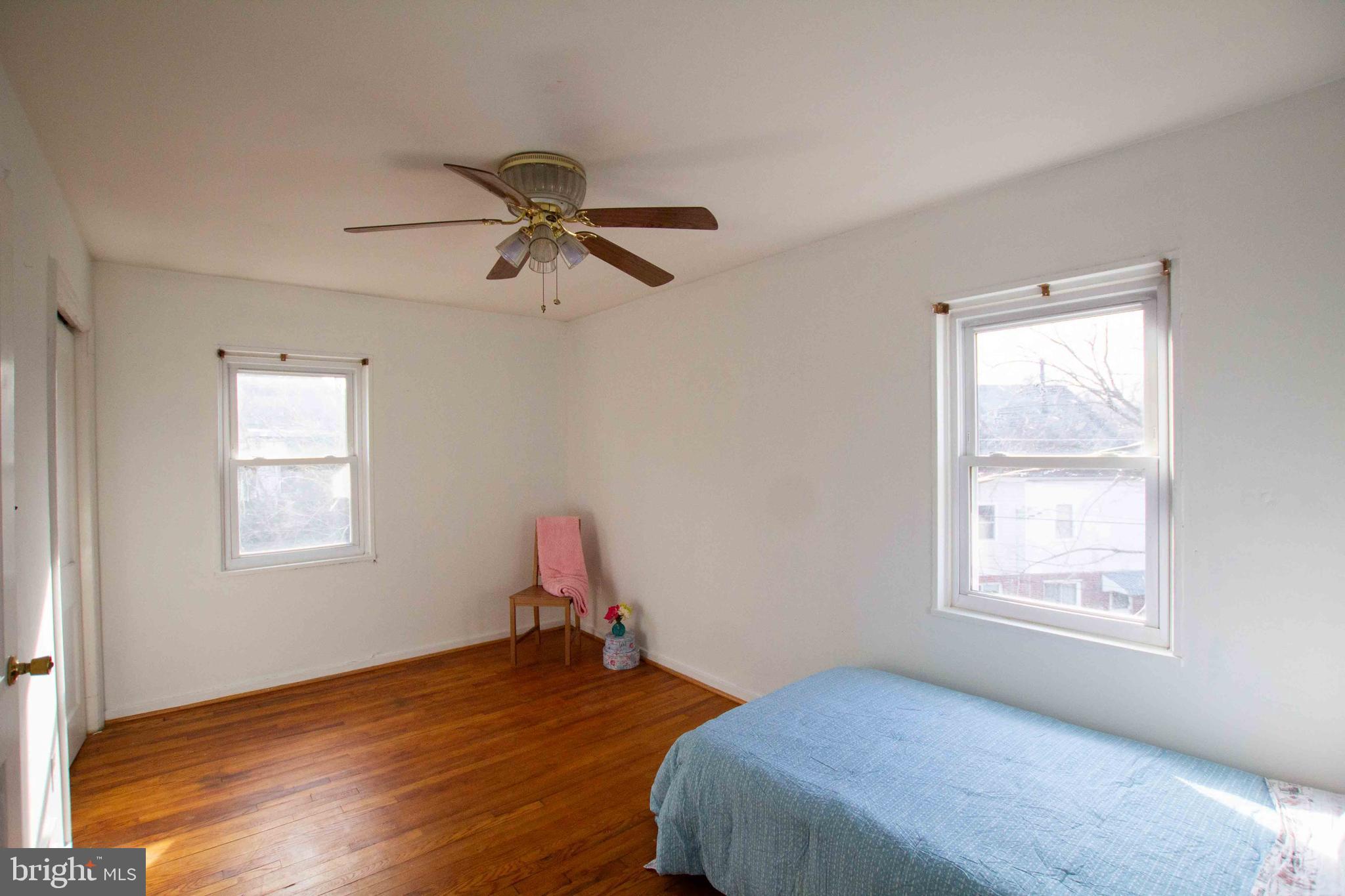 BUCKNELL MANOR - Residential