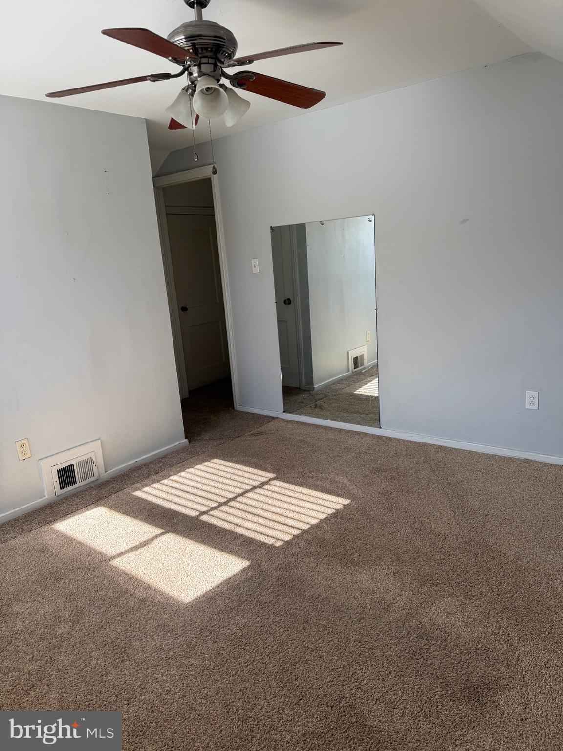 BUCKNELL MANOR - Residential