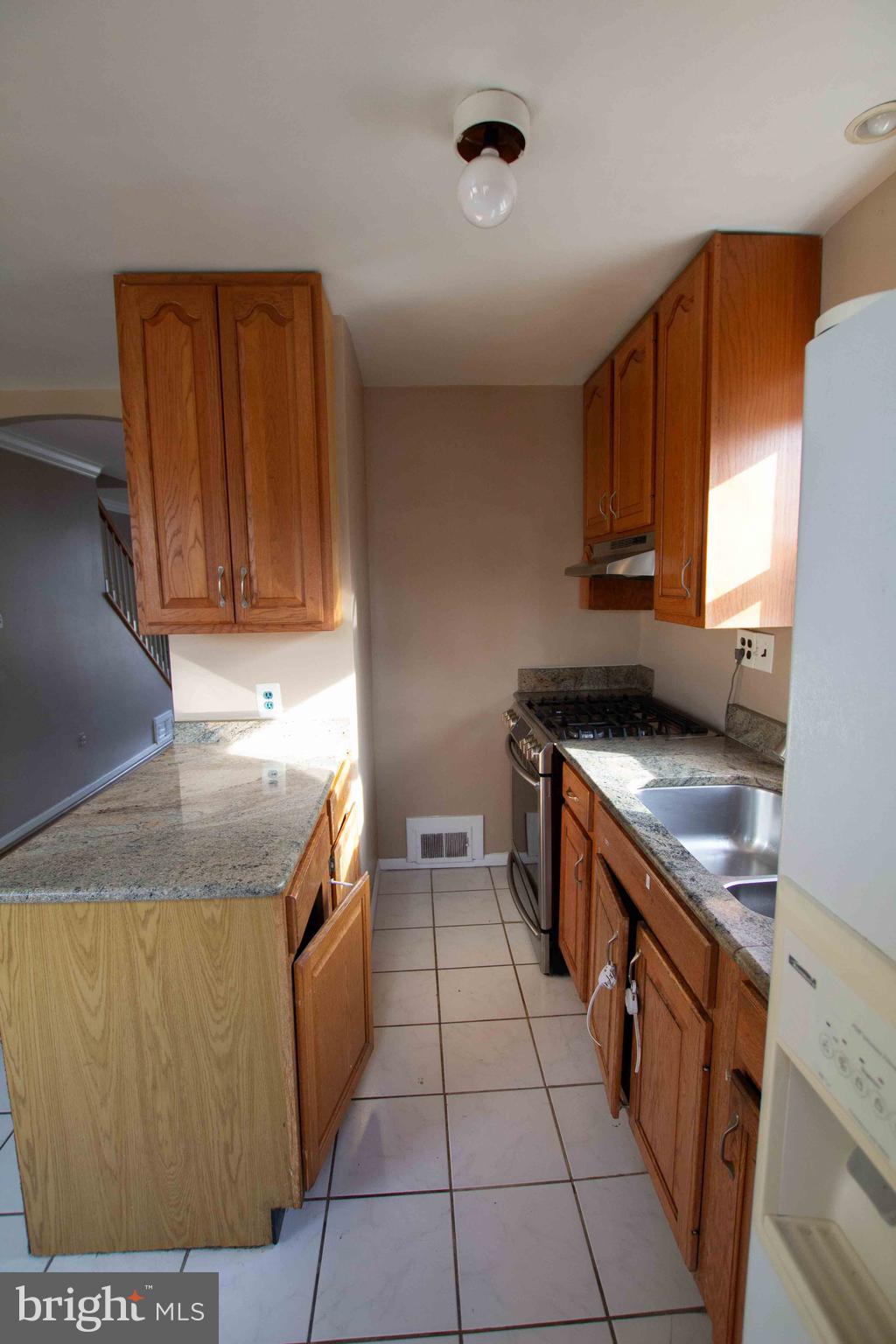 BUCKNELL MANOR - Residential