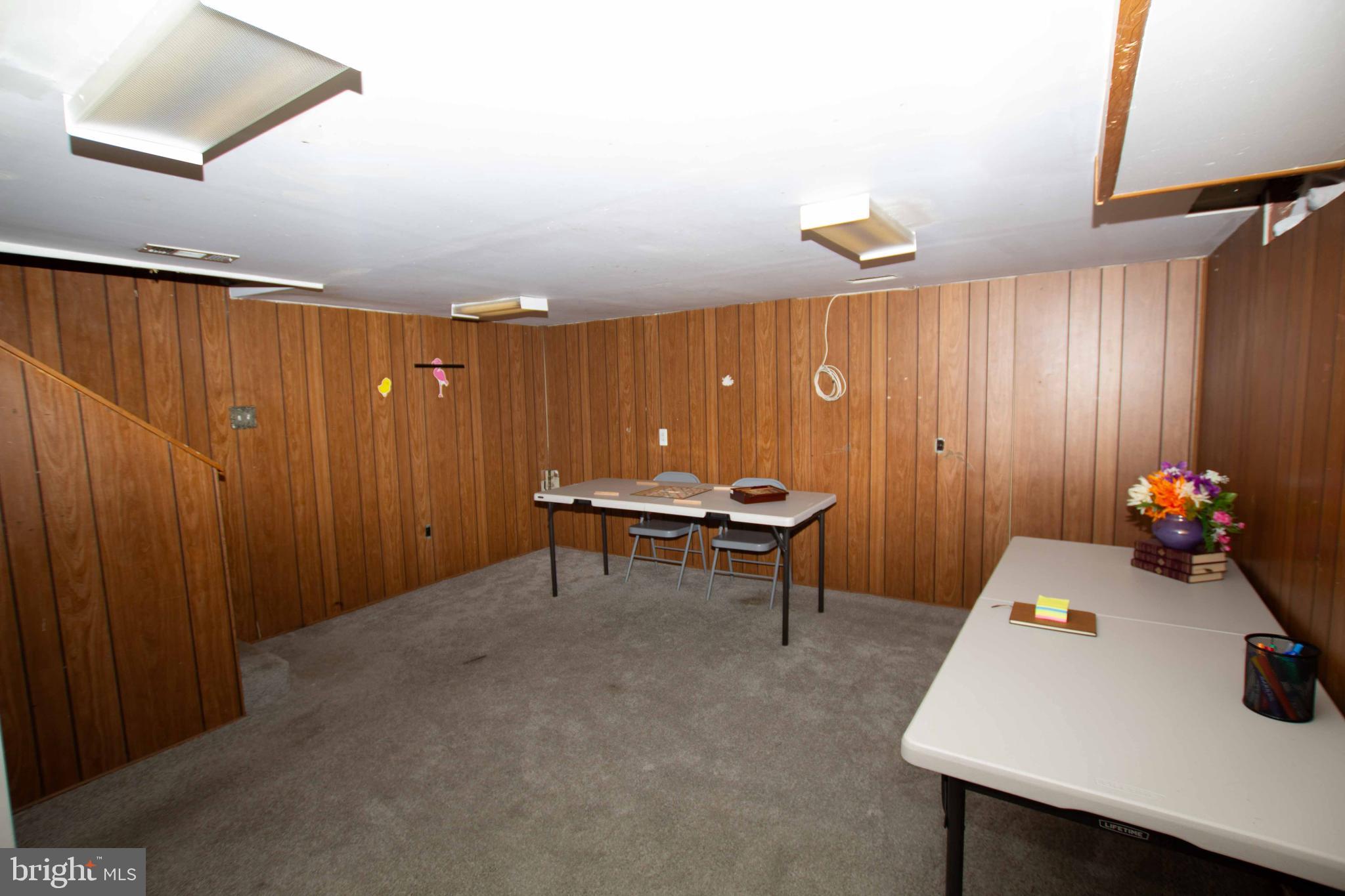 BUCKNELL MANOR - Residential