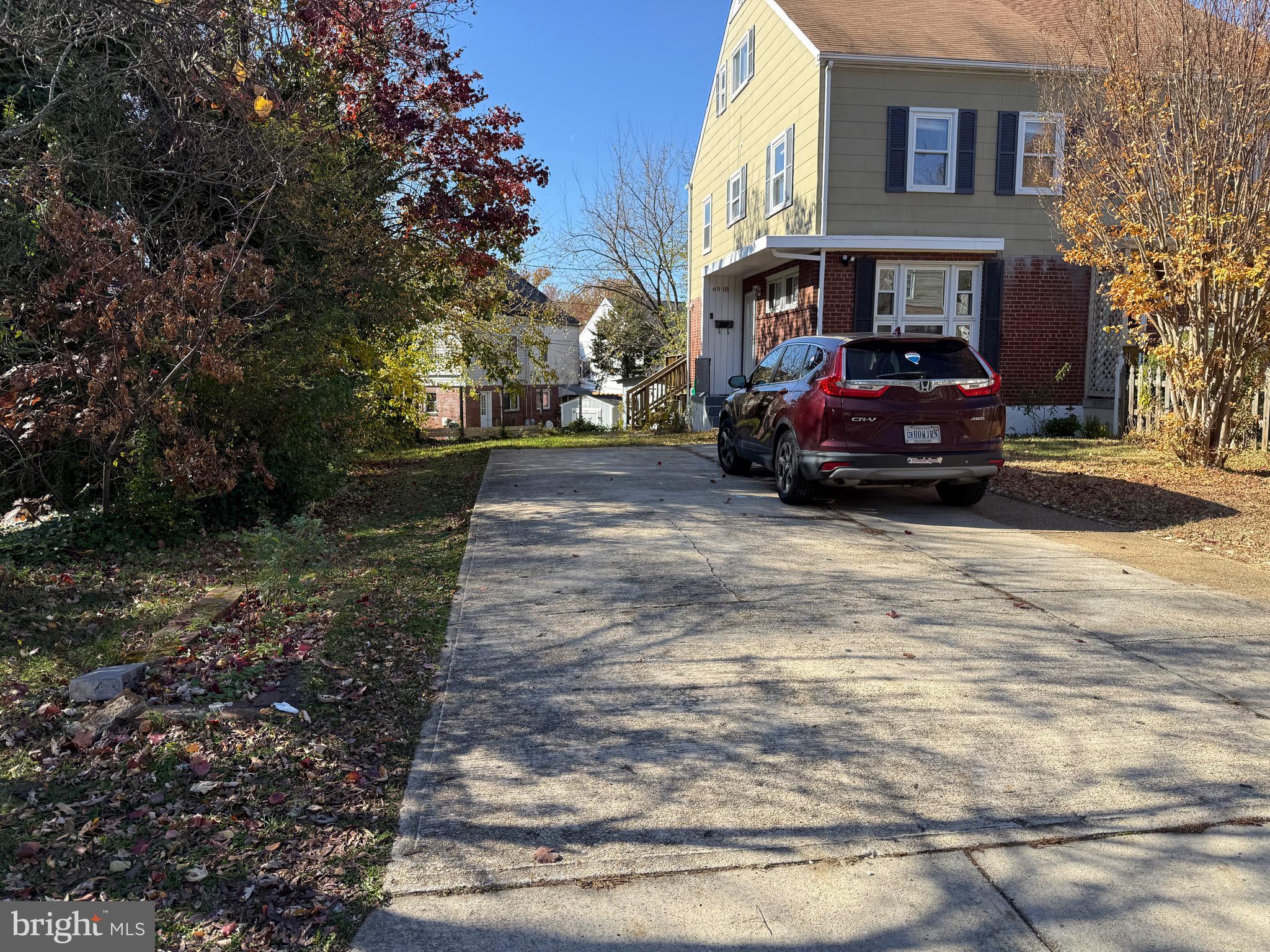 BUCKNELL MANOR - Residential