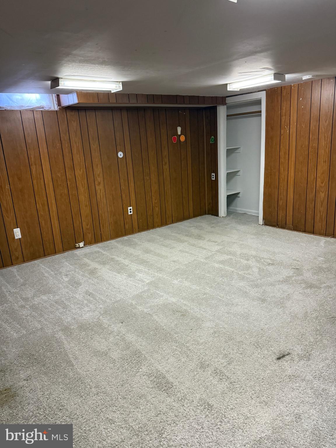 BUCKNELL MANOR - Residential