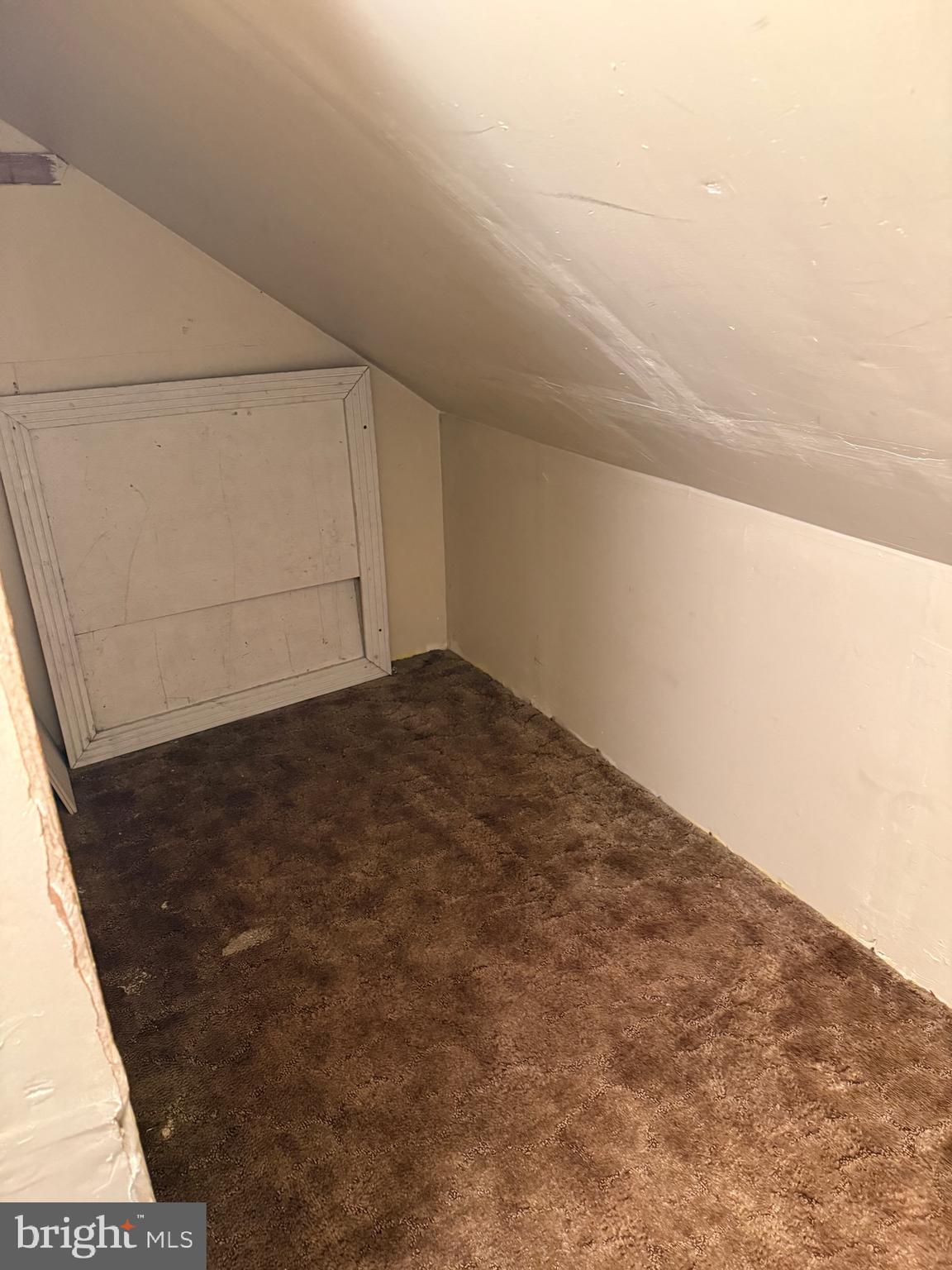 BUCKNELL MANOR - Residential