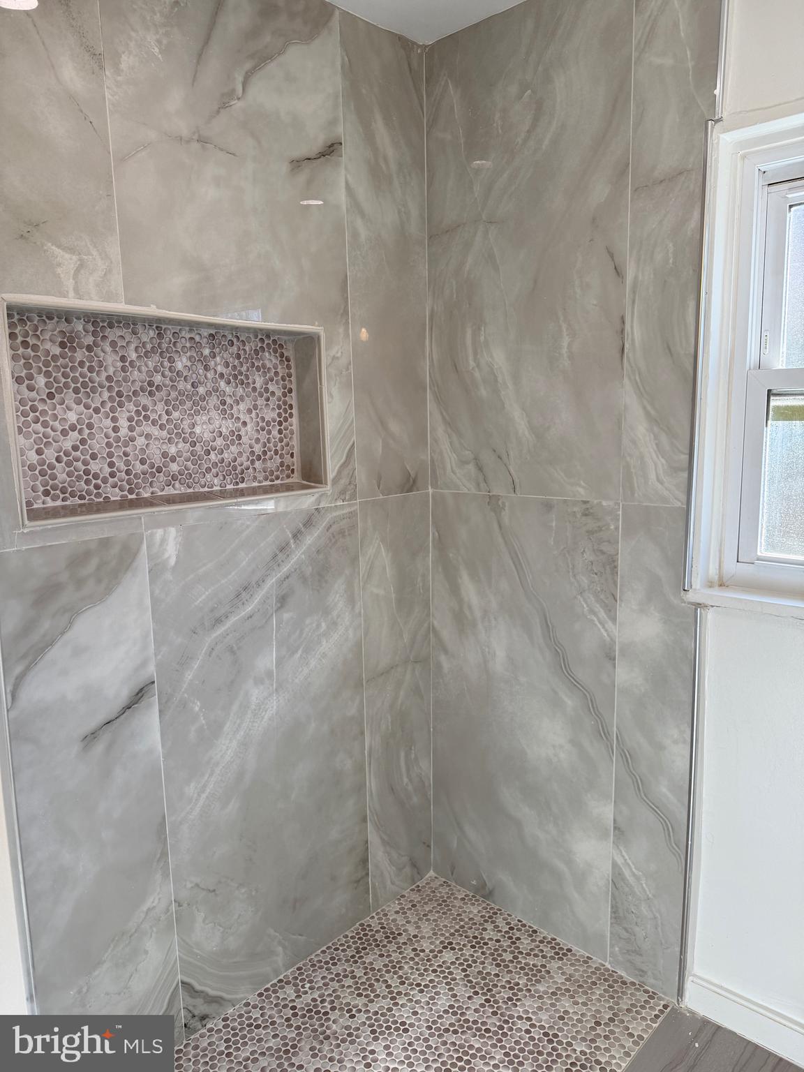 BUCKNELL MANOR - Residential