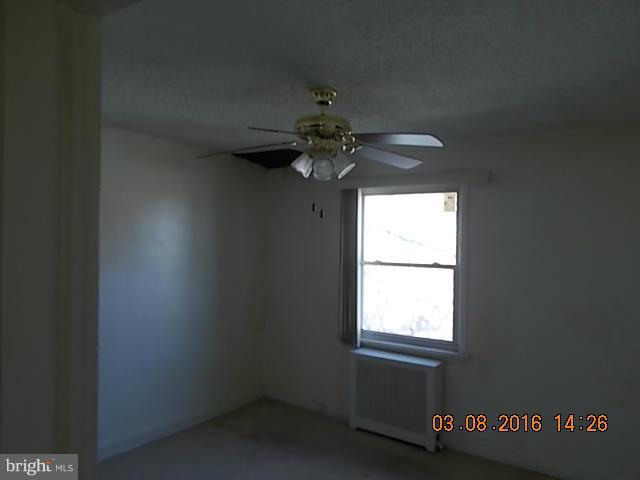 HILLENDALE ESTATES - Residential Income