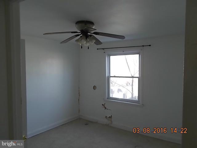 HILLENDALE ESTATES - Residential Income