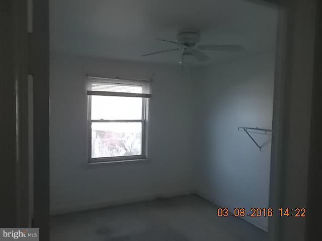 HILLENDALE ESTATES - Residential Income