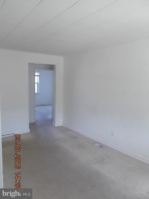 HILLENDALE ESTATES - Residential Income