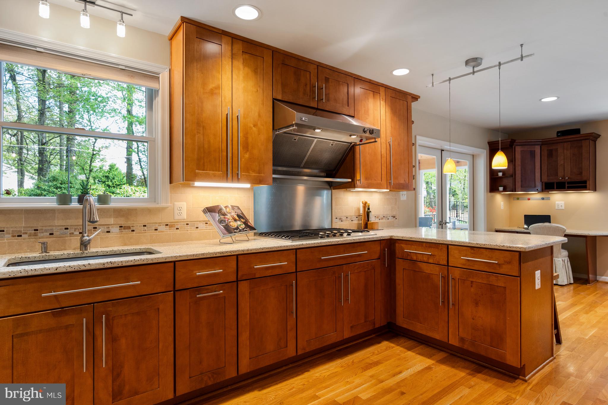 ORANGE HUNT ESTATES - Residential