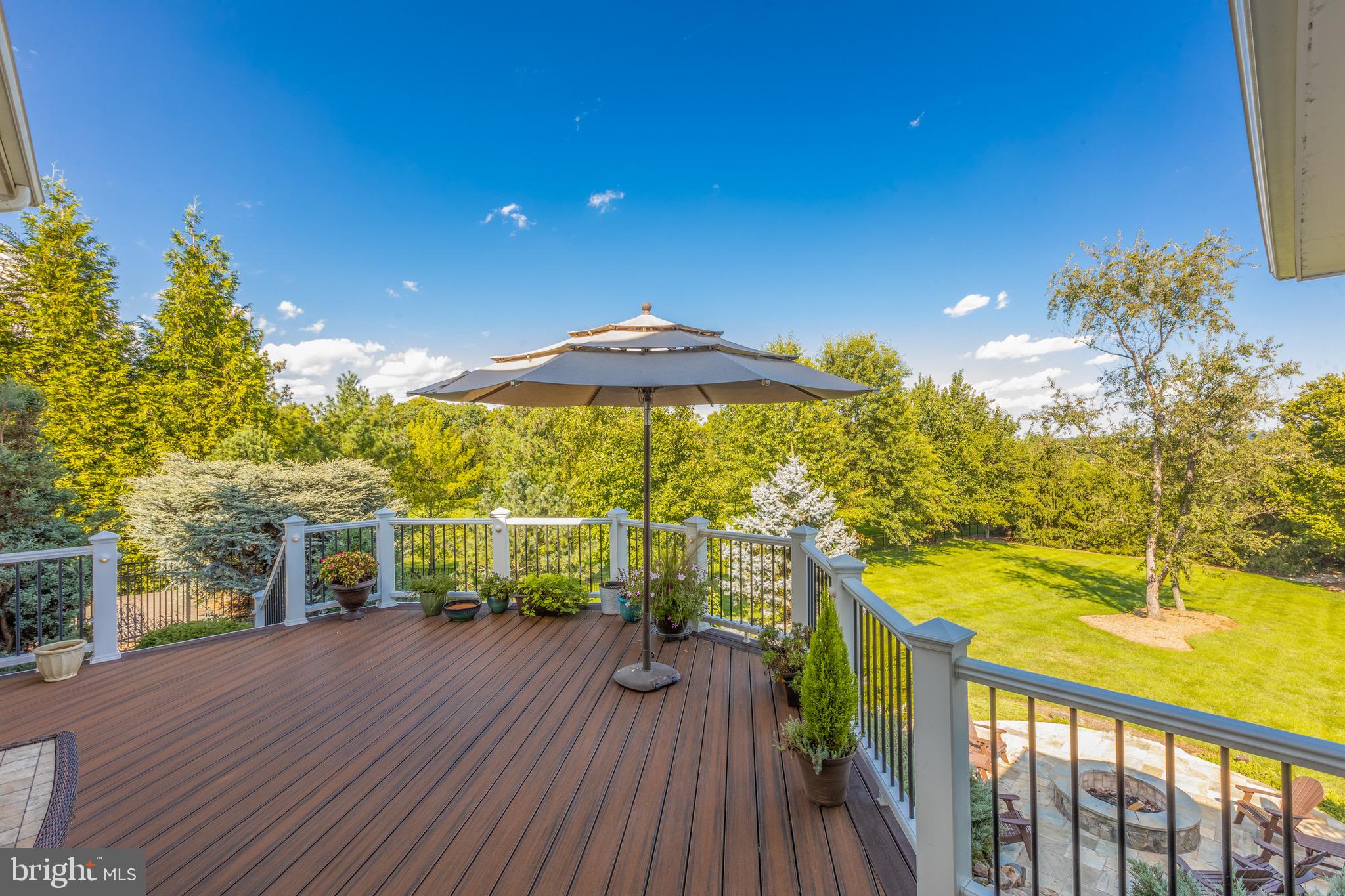 RASPBERRY FALLS - Residential