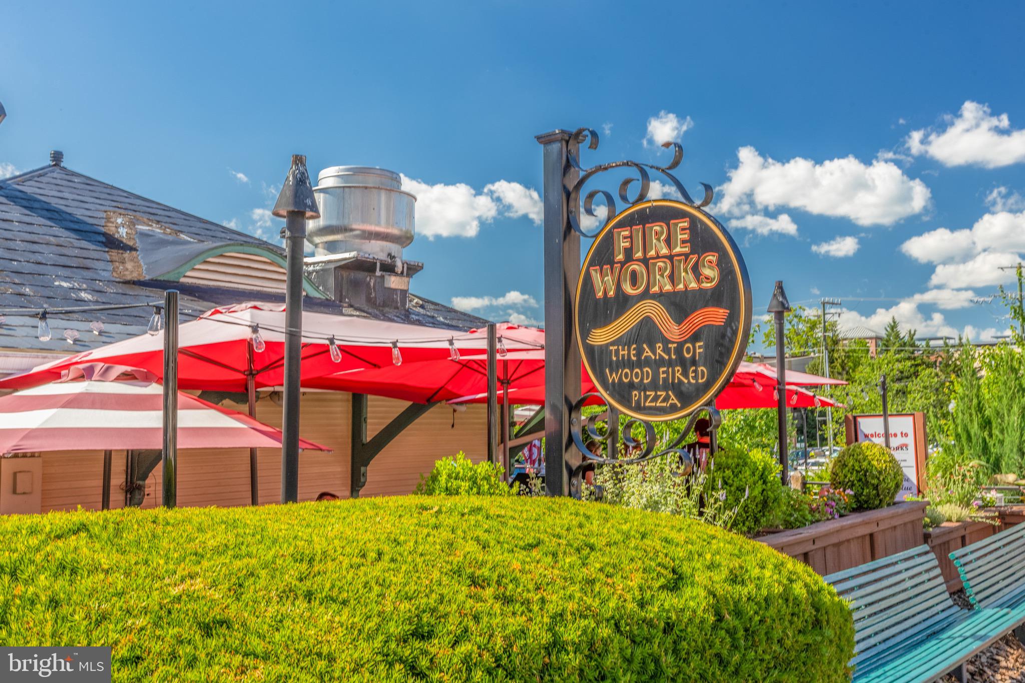 RASPBERRY FALLS - Residential