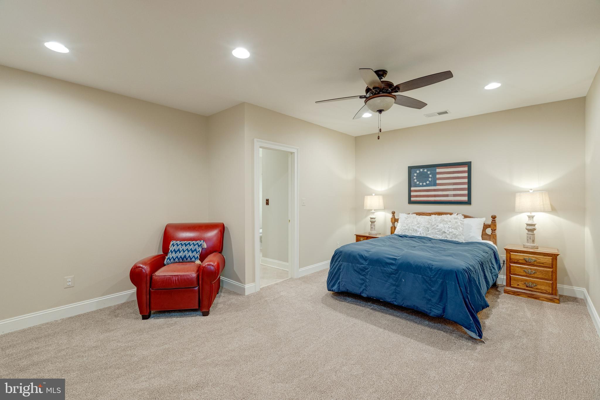 RASPBERRY FALLS - Residential