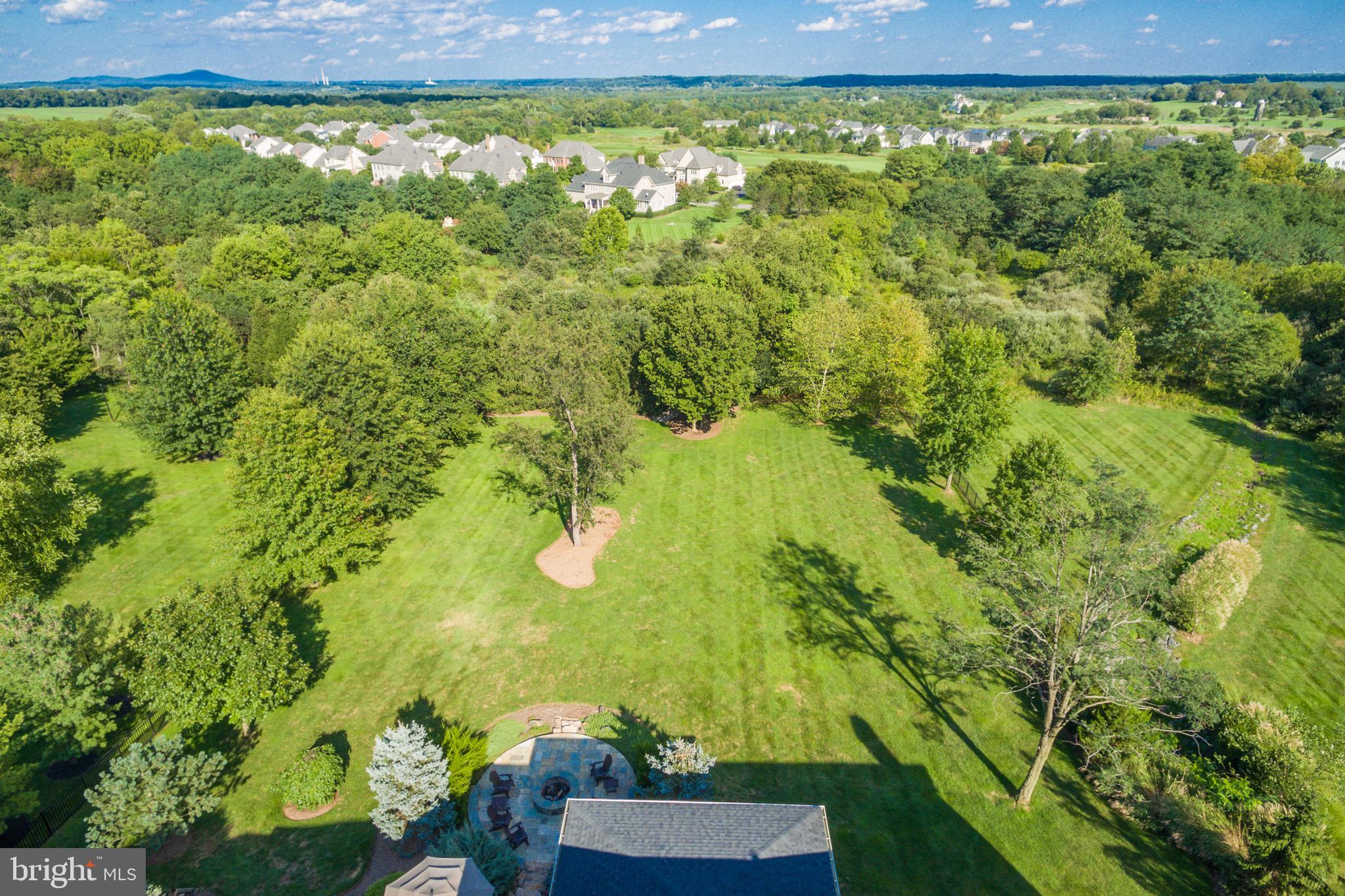 RASPBERRY FALLS - Residential