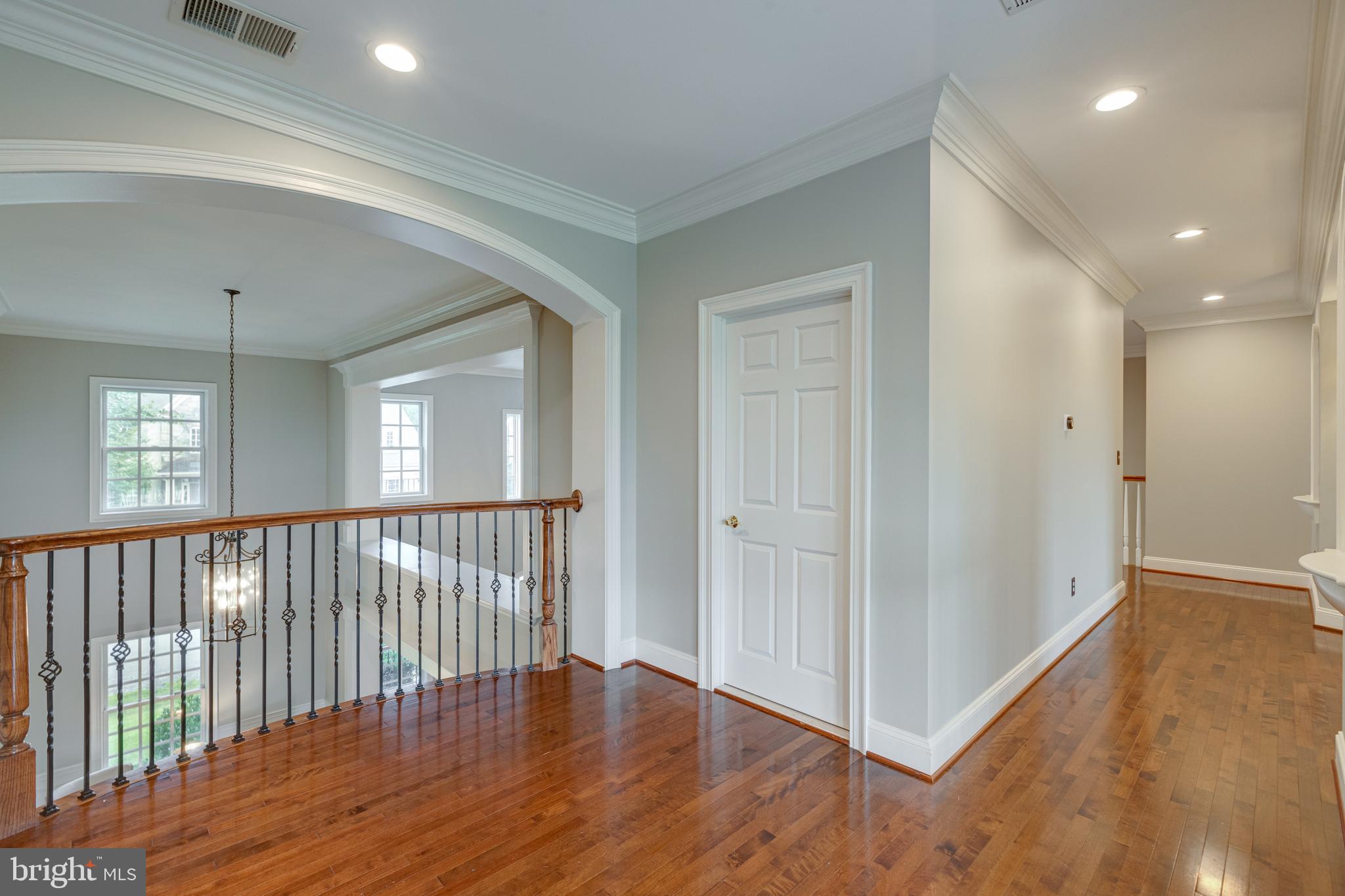 RASPBERRY FALLS - Residential