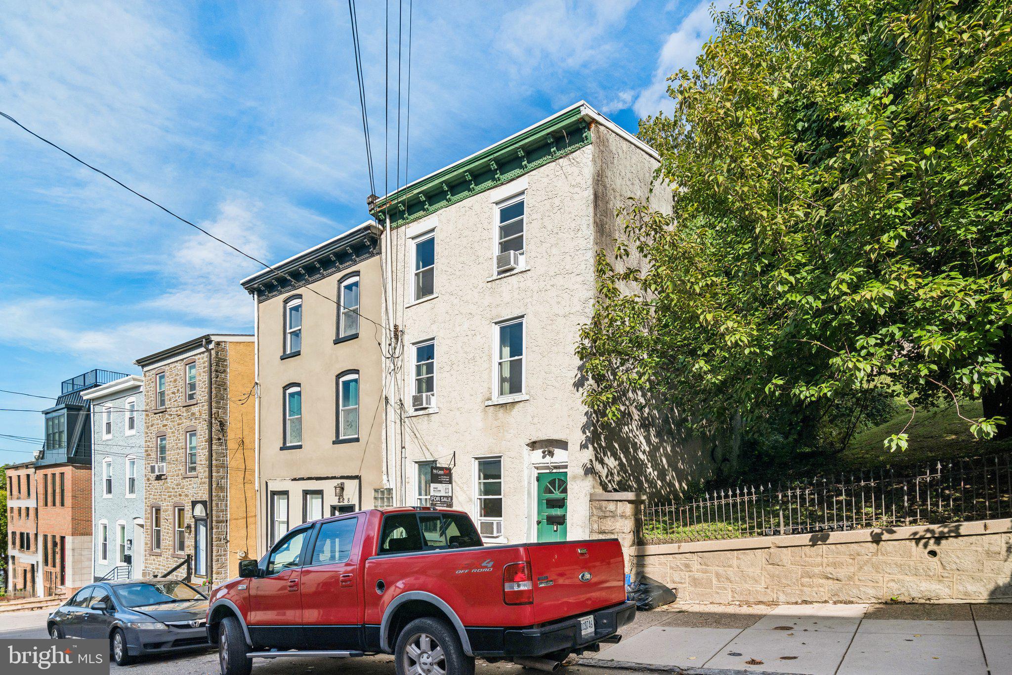 230 HERMITAGE STREET