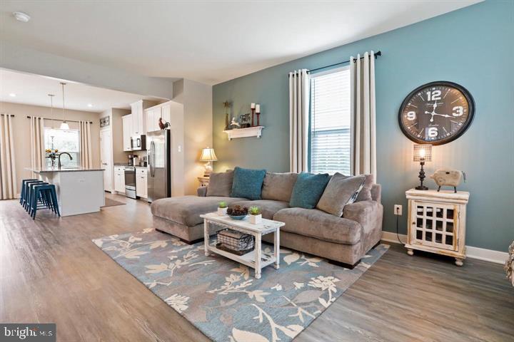 POTOMAC STATION - Residential Lease