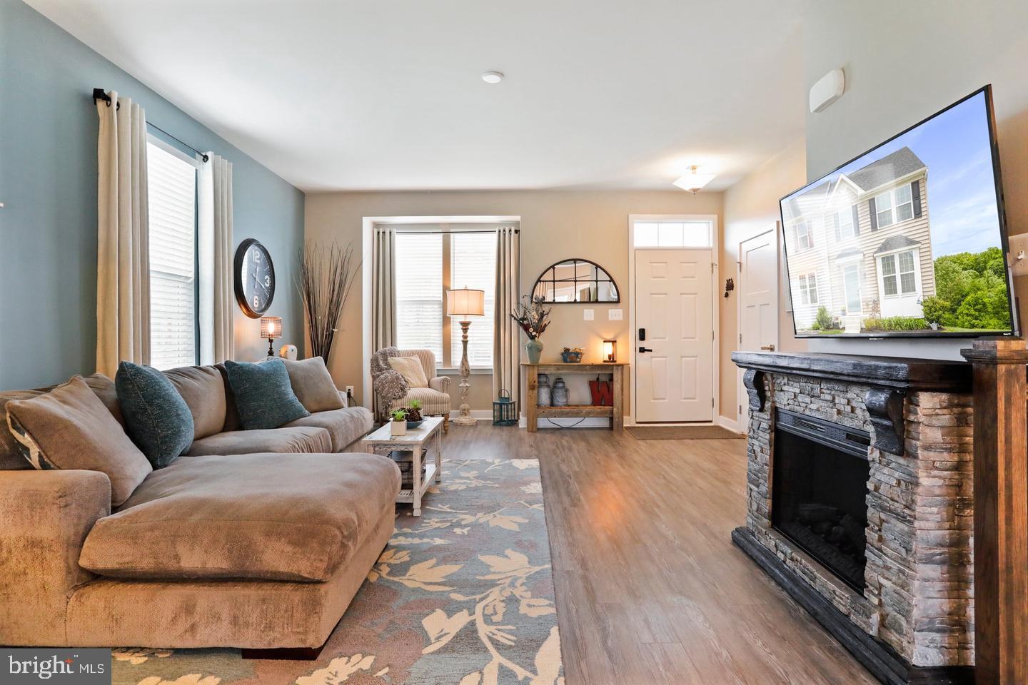 POTOMAC STATION - Residential Lease