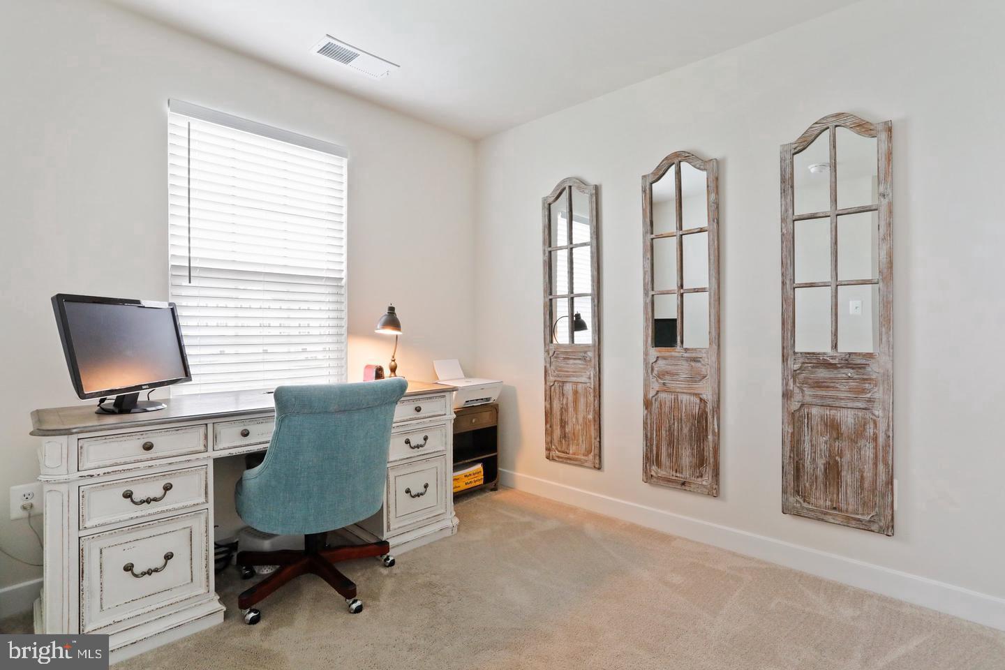 POTOMAC STATION - Residential Lease