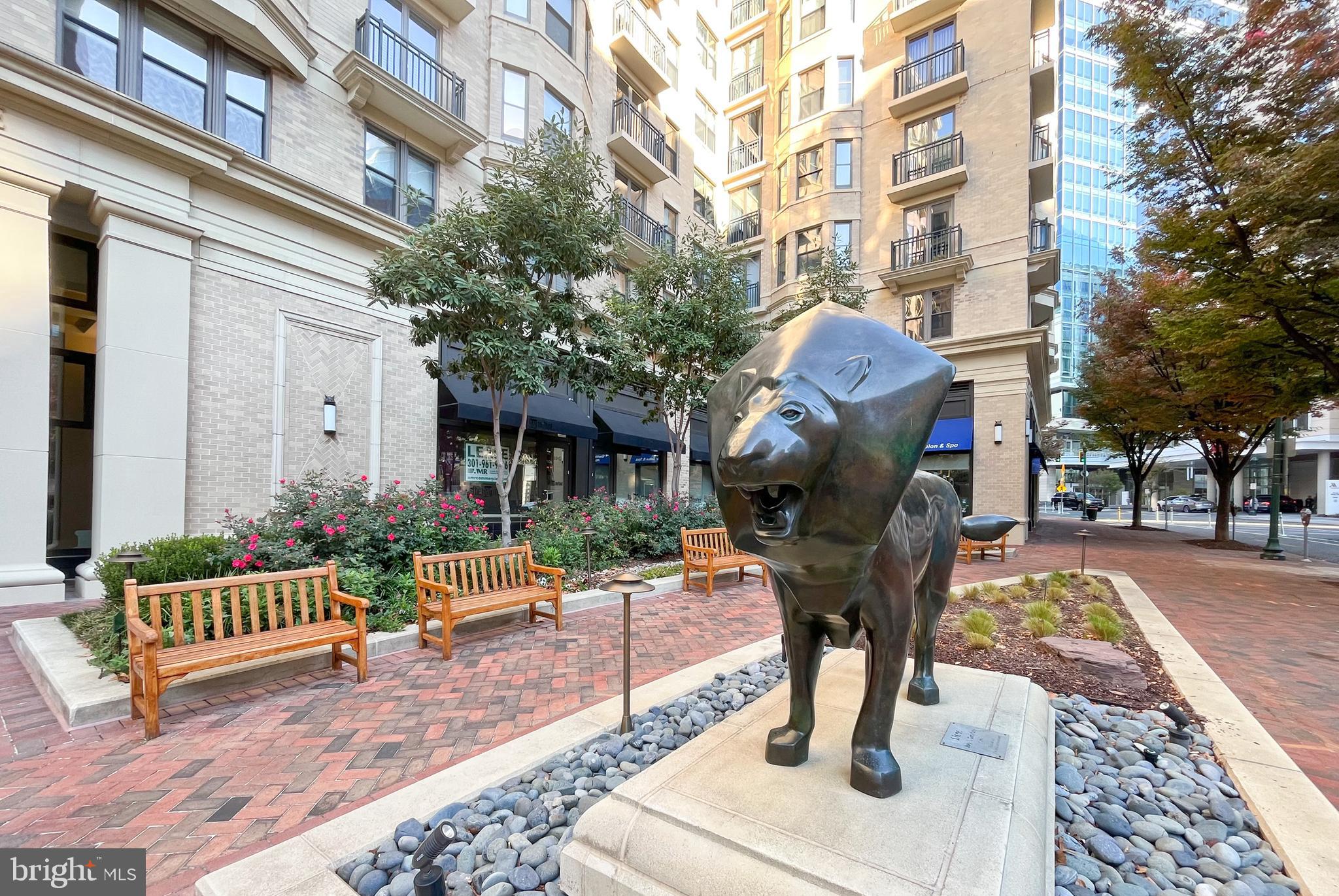 LIONSGATE - Residential