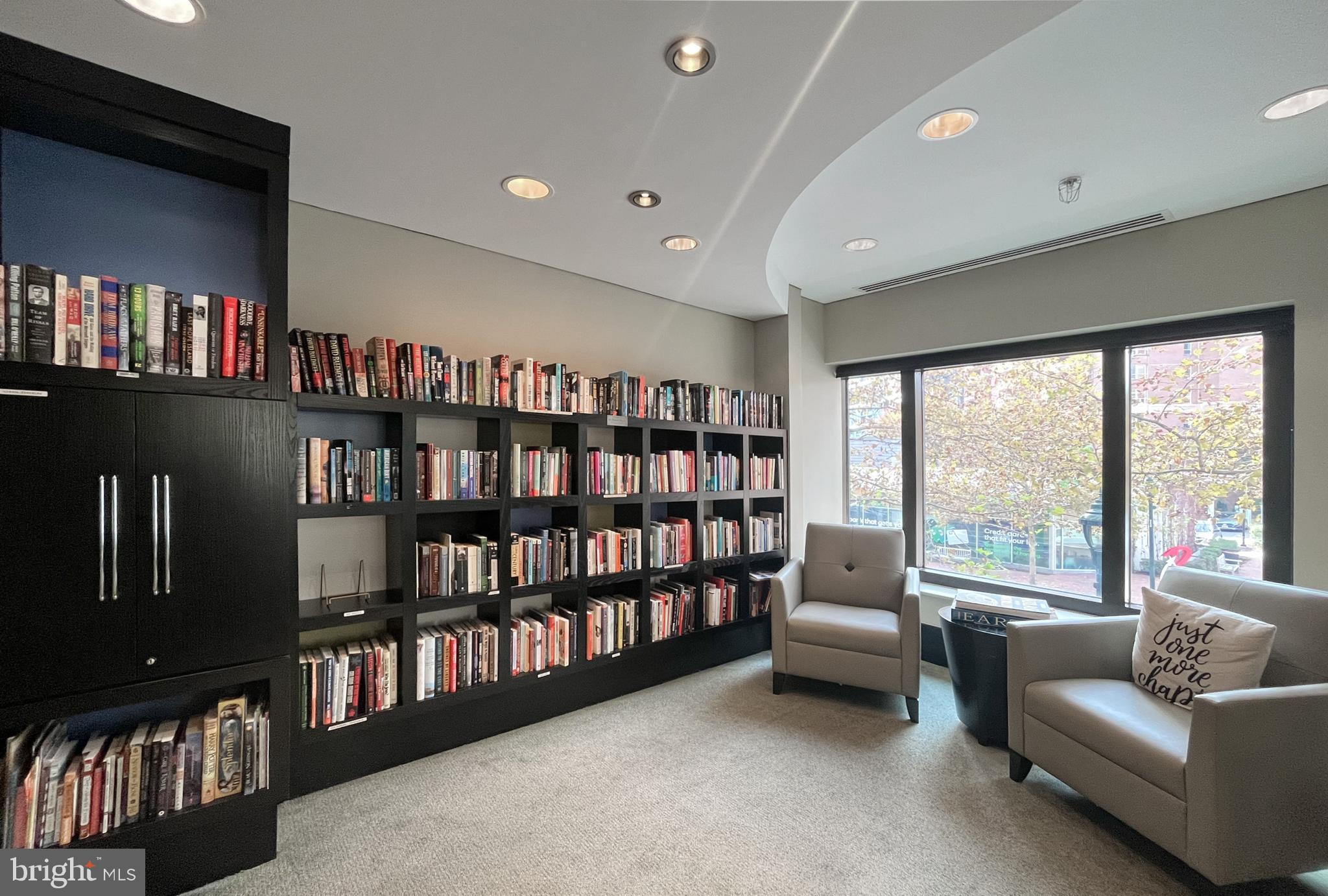 LIONSGATE - Residential