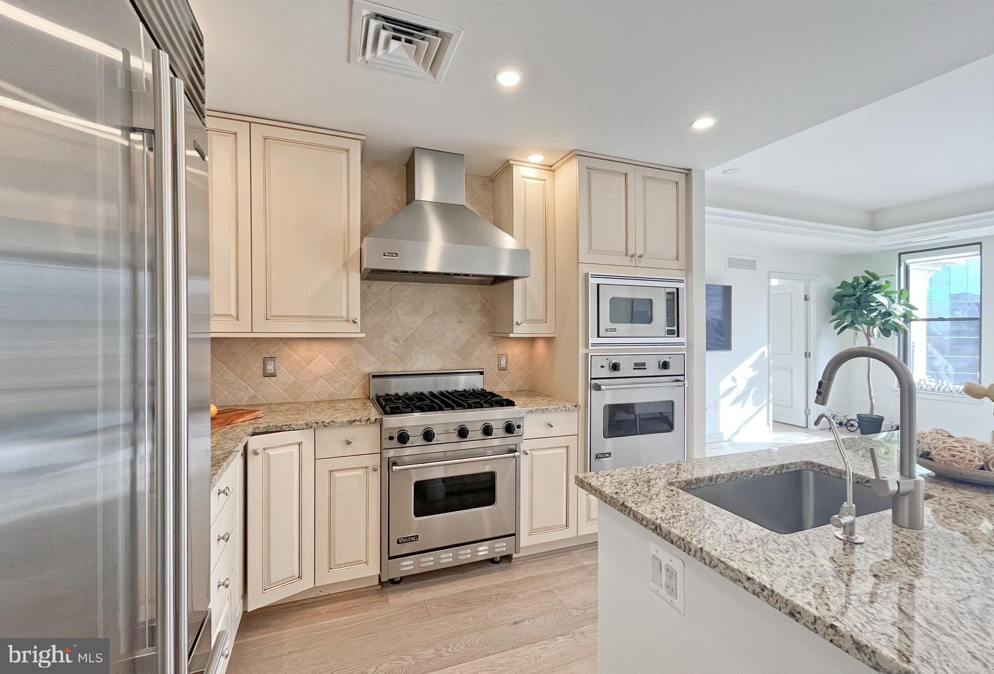 LIONSGATE - Residential