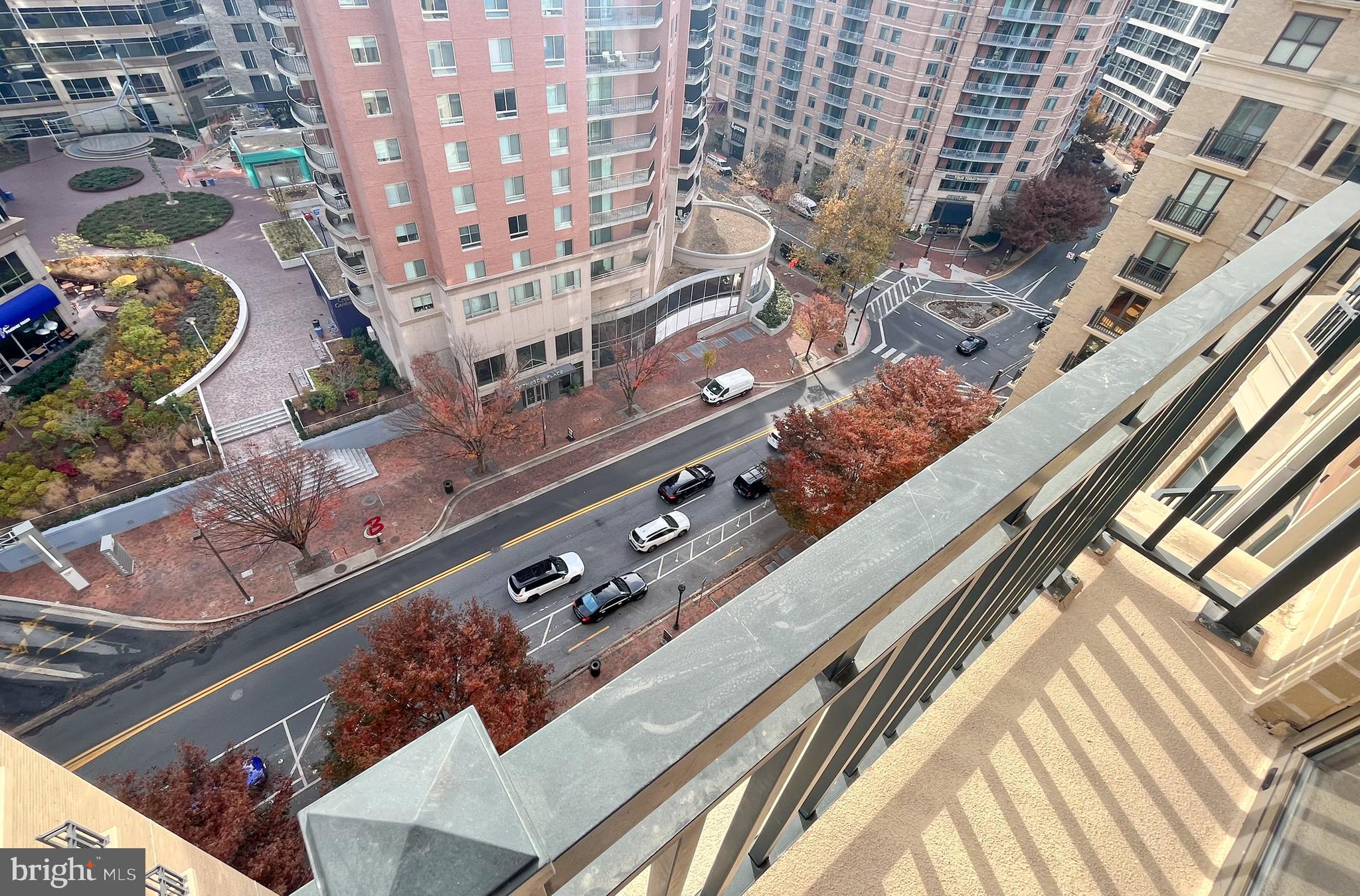 LIONSGATE - Residential