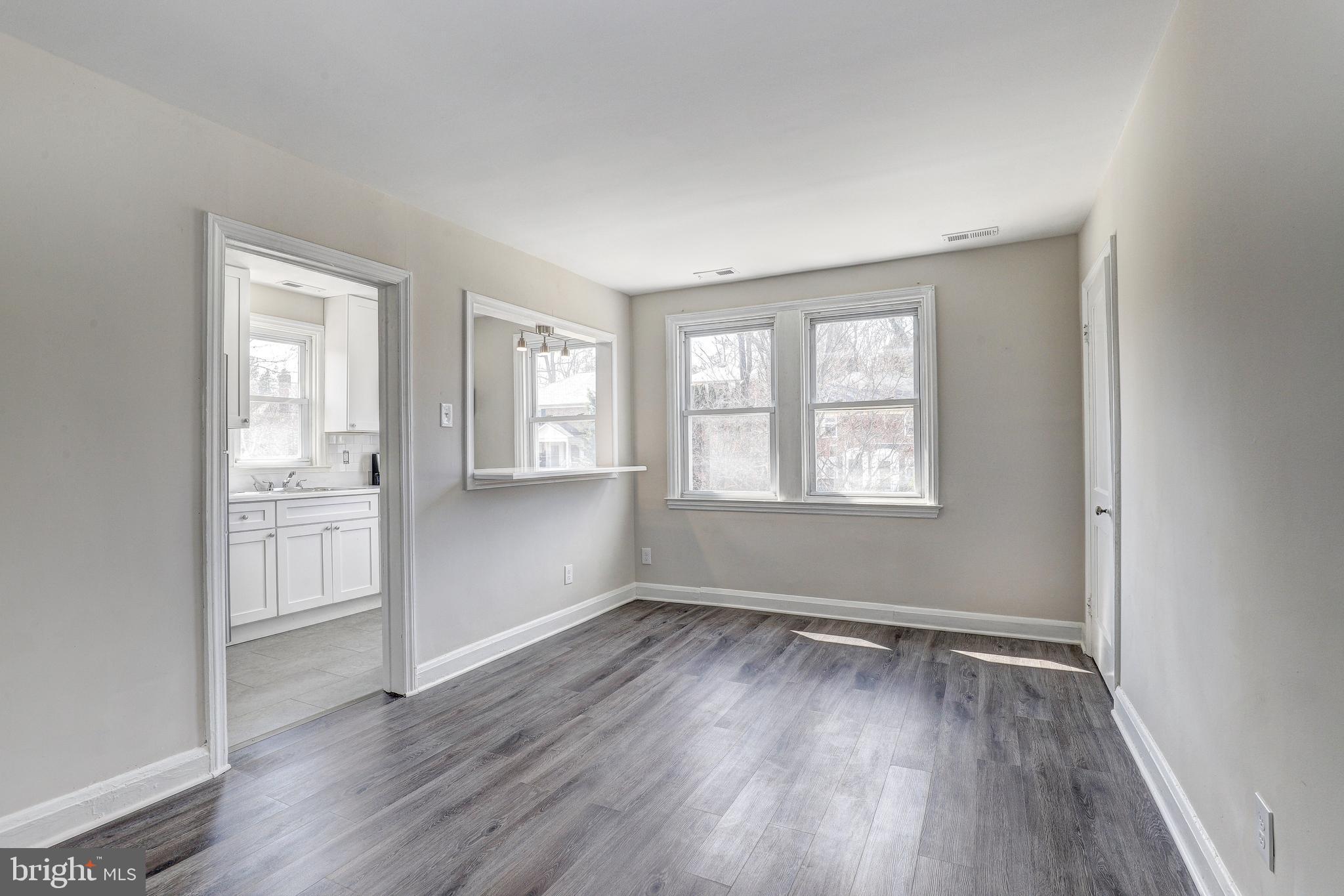 MOUNT WASHINGTON - Residential Lease