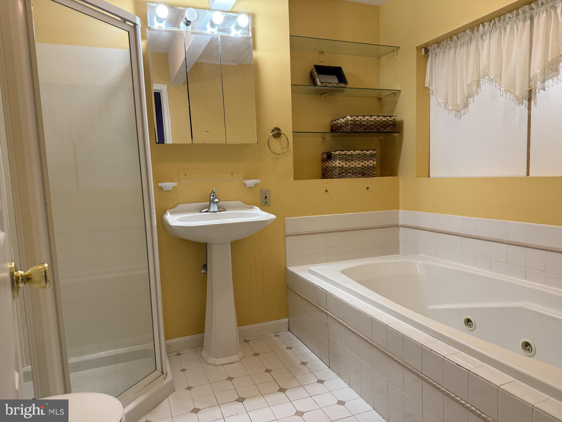 ROSE VALLEY ESTATES - Residential