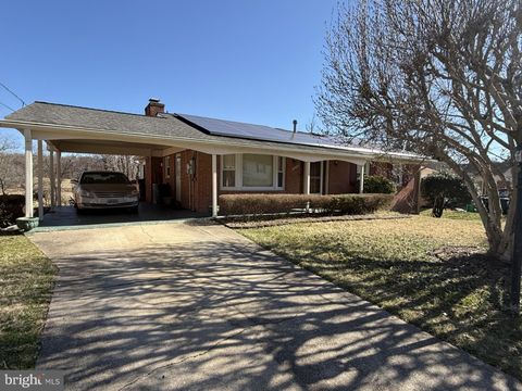 Photo of 10106 Kathleen Drive, FORT WASHINGTON, MD 20744 (MLS # MDPG2198154)