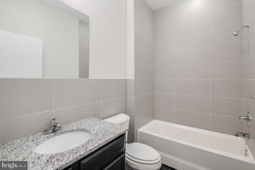 514 SOUTH STREET UNIT 402