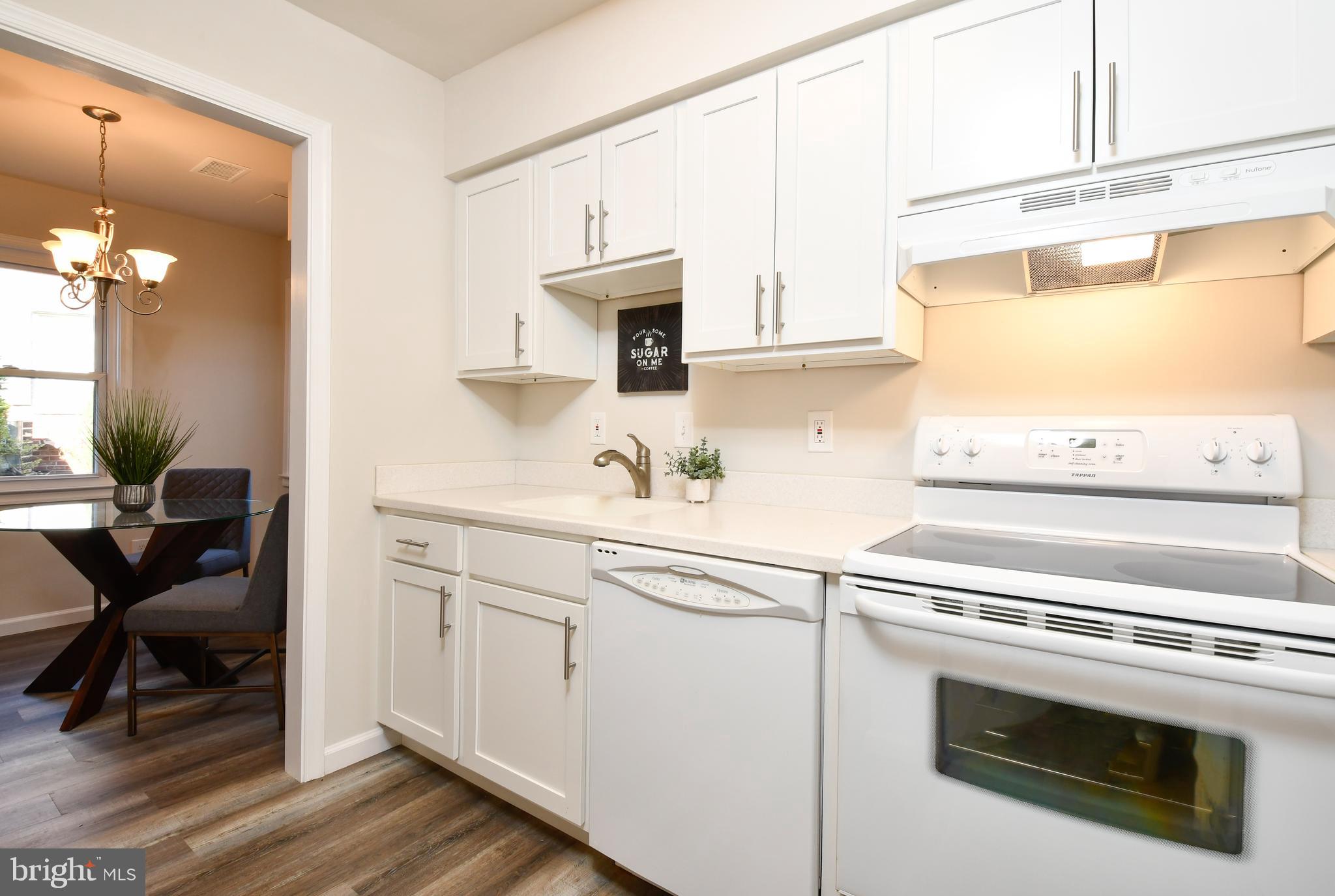 TERRACE TOWNE HOMES OF GUNSTON - Residential