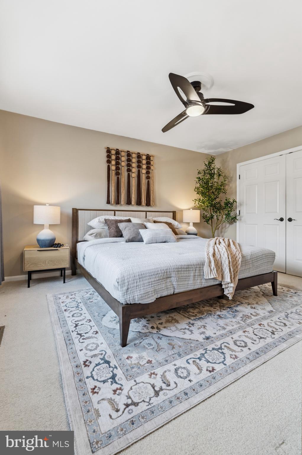 OLD TOWN ALEXANDRIA - Residential