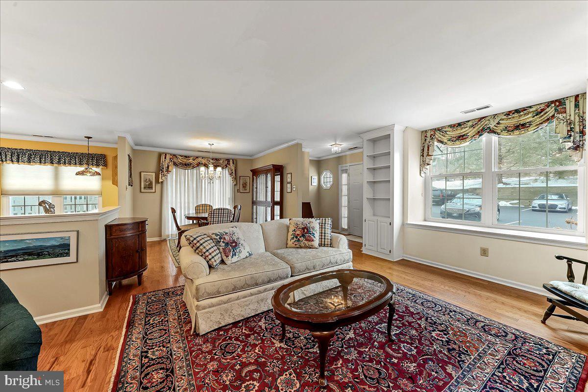 63 BAYBERRY COURT 63