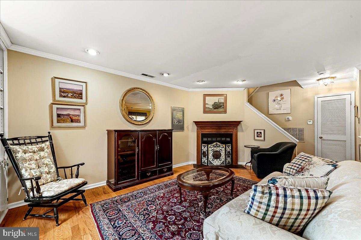 63 BAYBERRY COURT 63