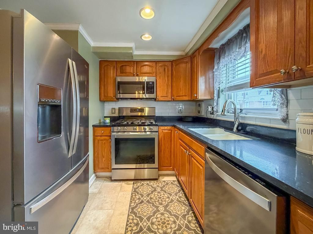 Photo of 8923 Dewees Street, PHILADELPHIA, PA 19152 (MLS # PAPH2585202)