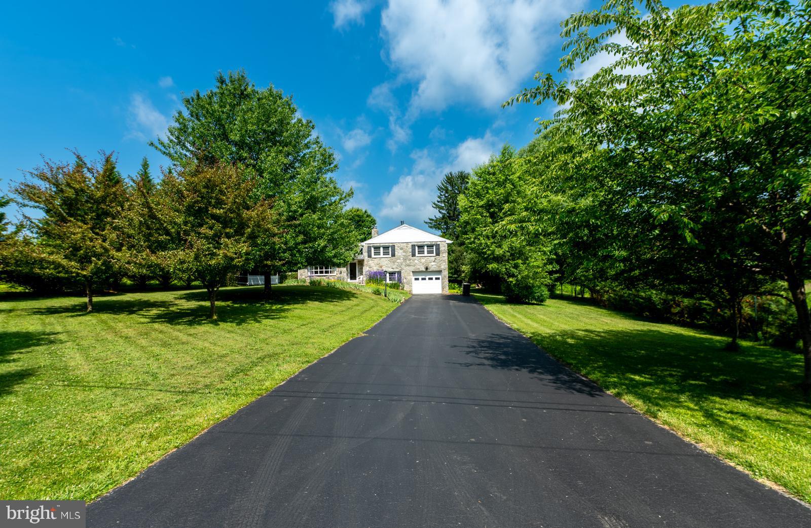 10 SUNSET LANE