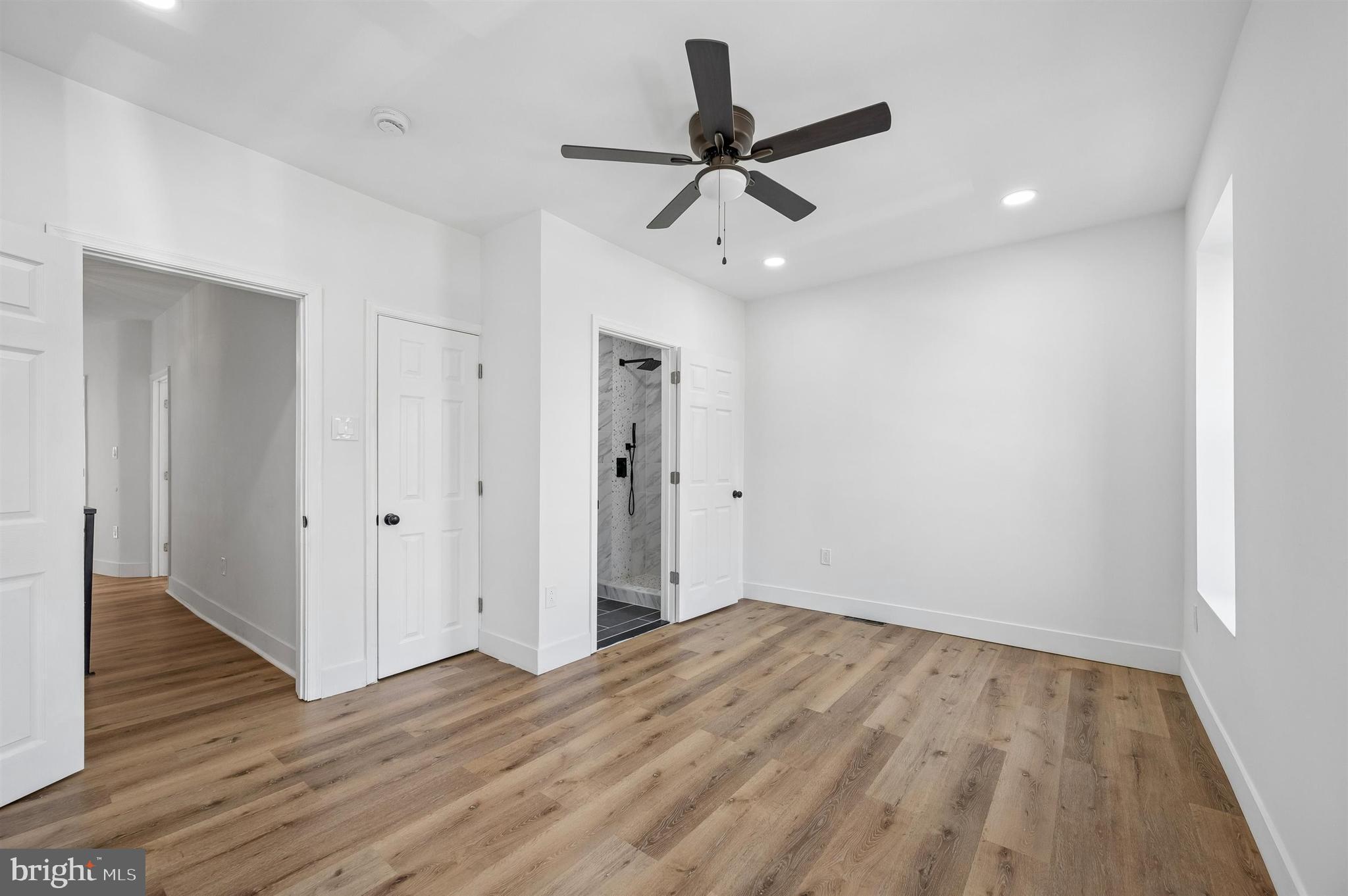 ROXBOROUGH - Residential