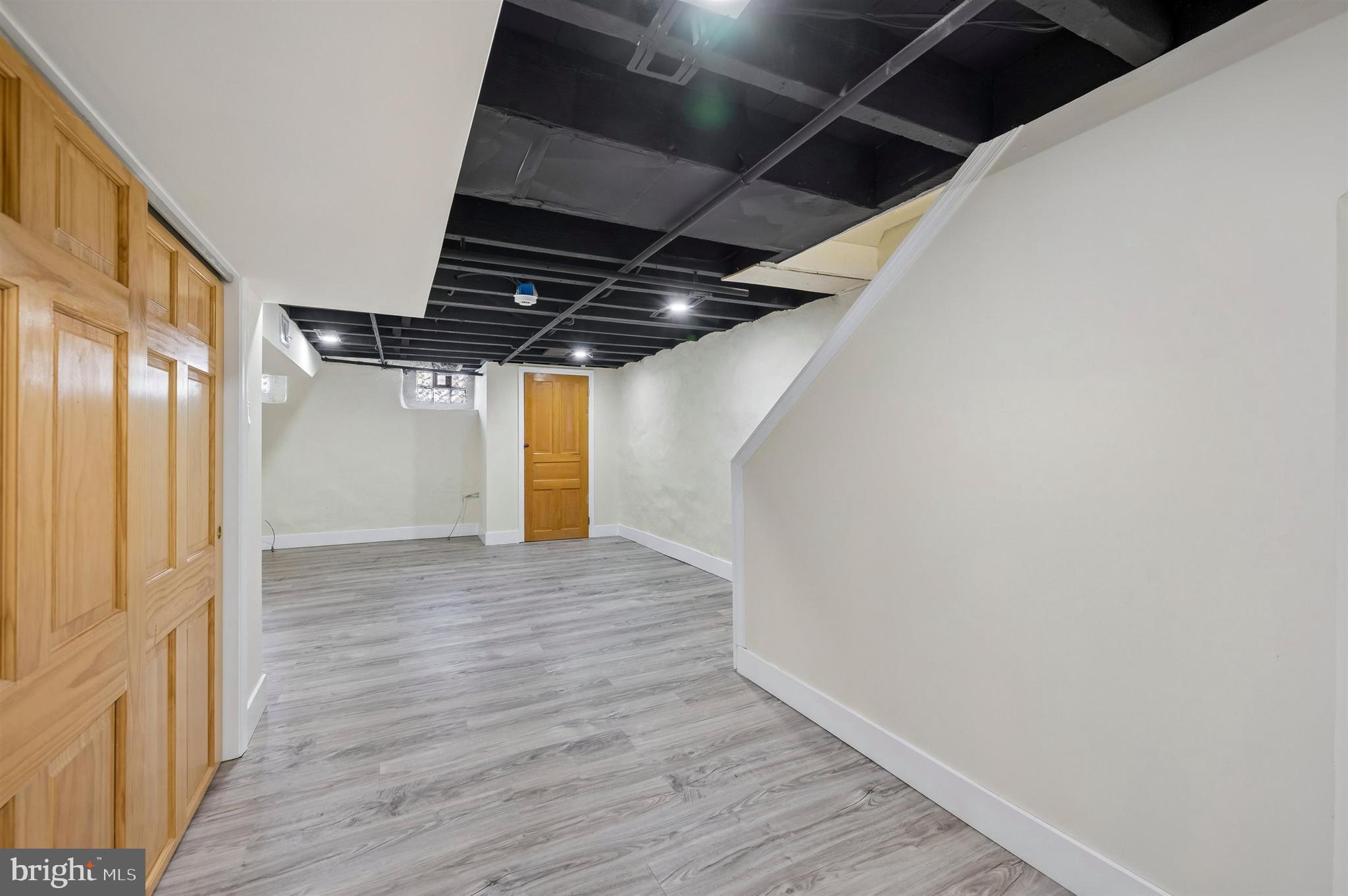 ROXBOROUGH - Residential