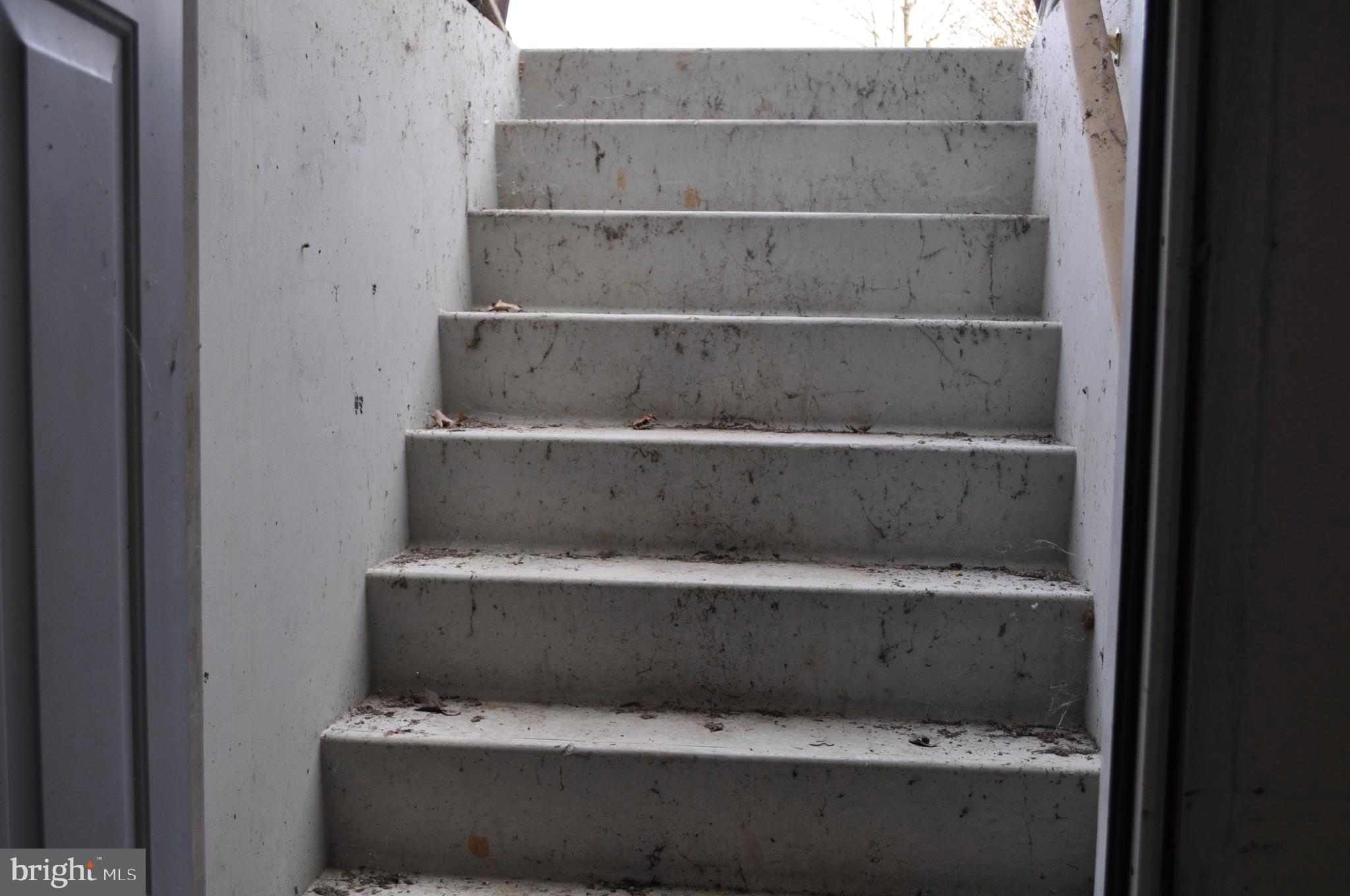 ALLWOOD MANOR - Residential