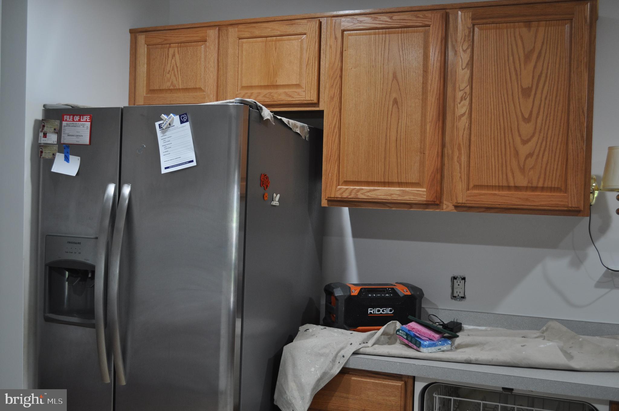 ALLWOOD MANOR - Residential