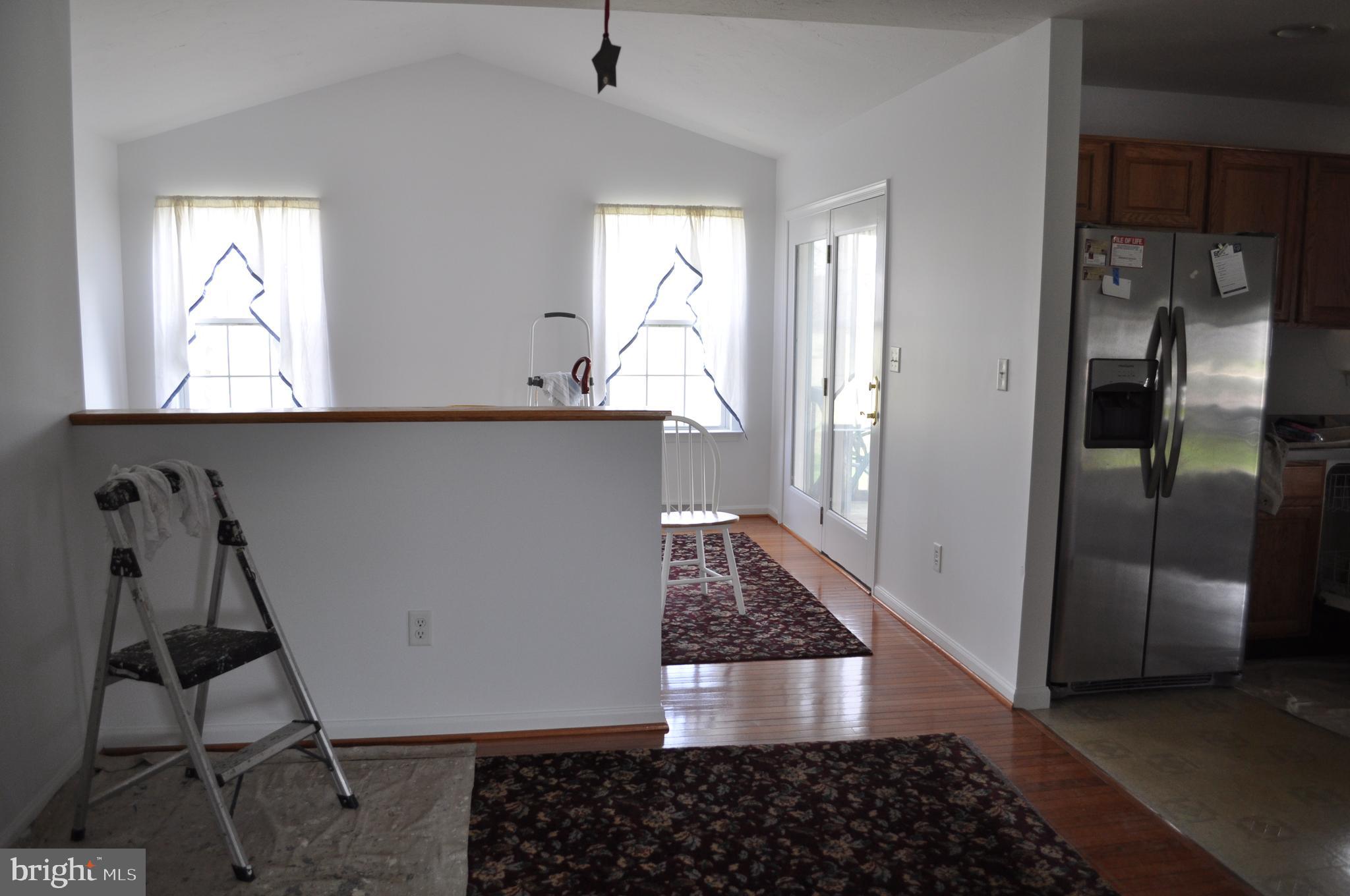 ALLWOOD MANOR - Residential