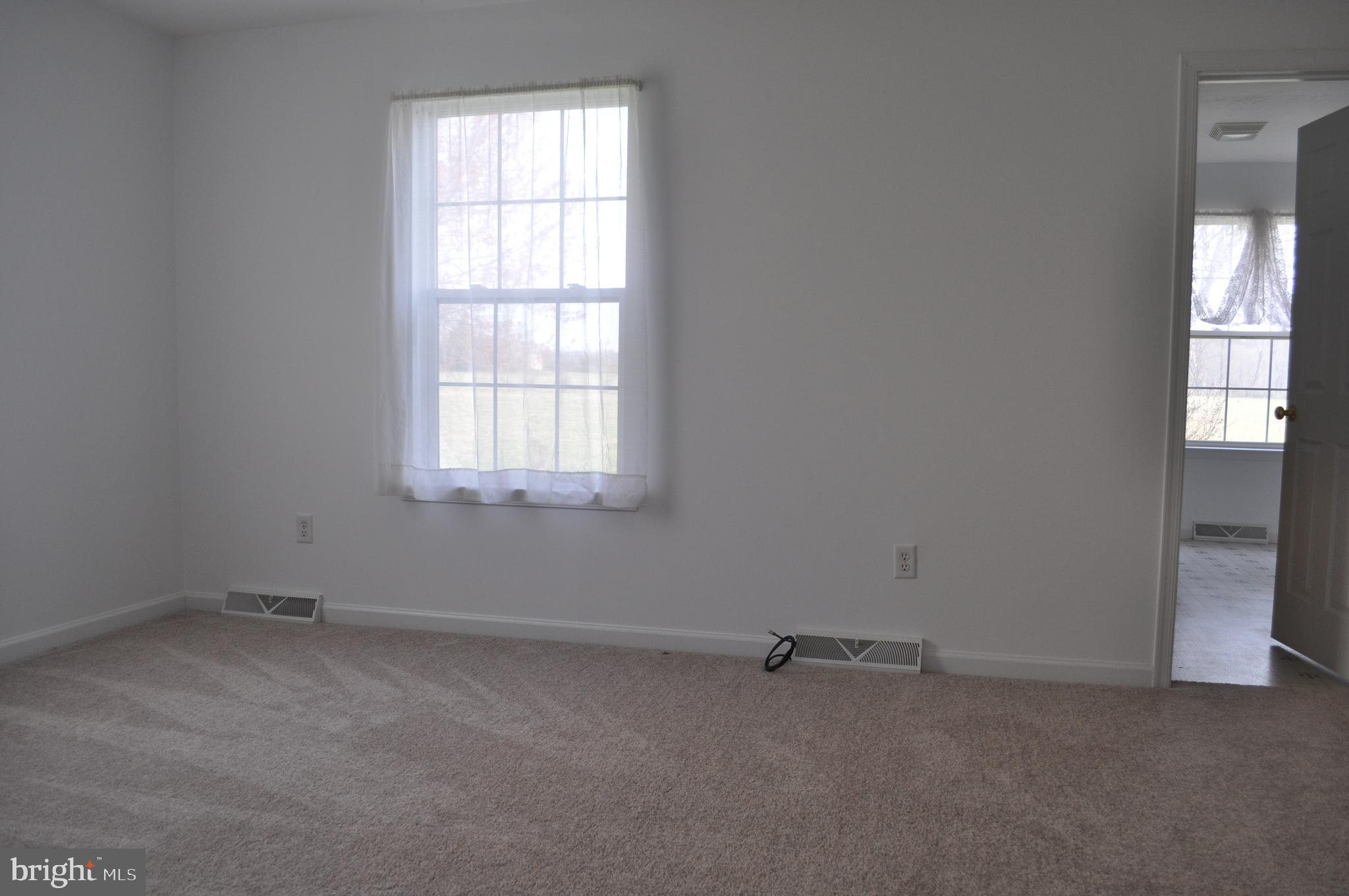 ALLWOOD MANOR - Residential