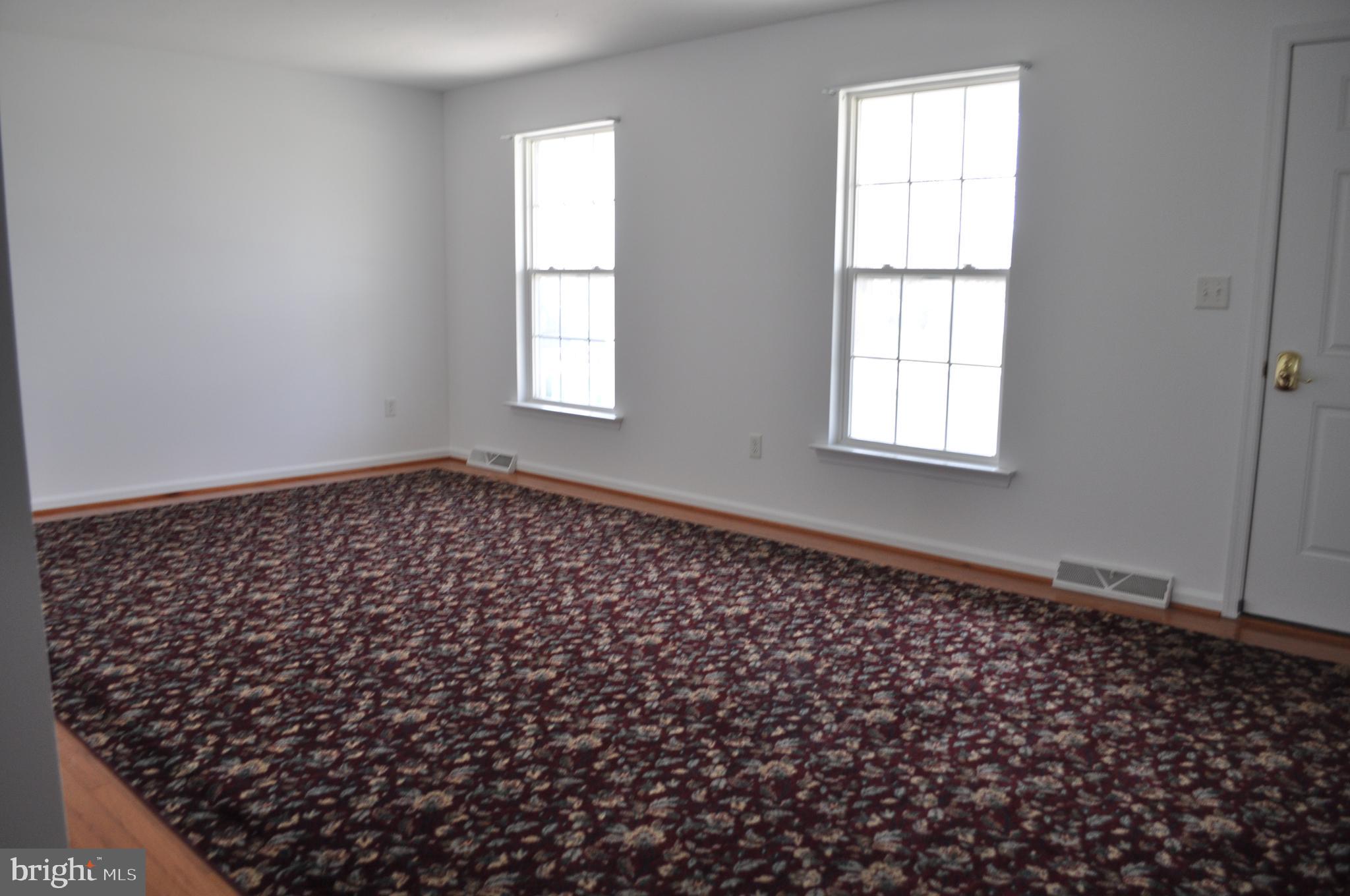 ALLWOOD MANOR - Residential